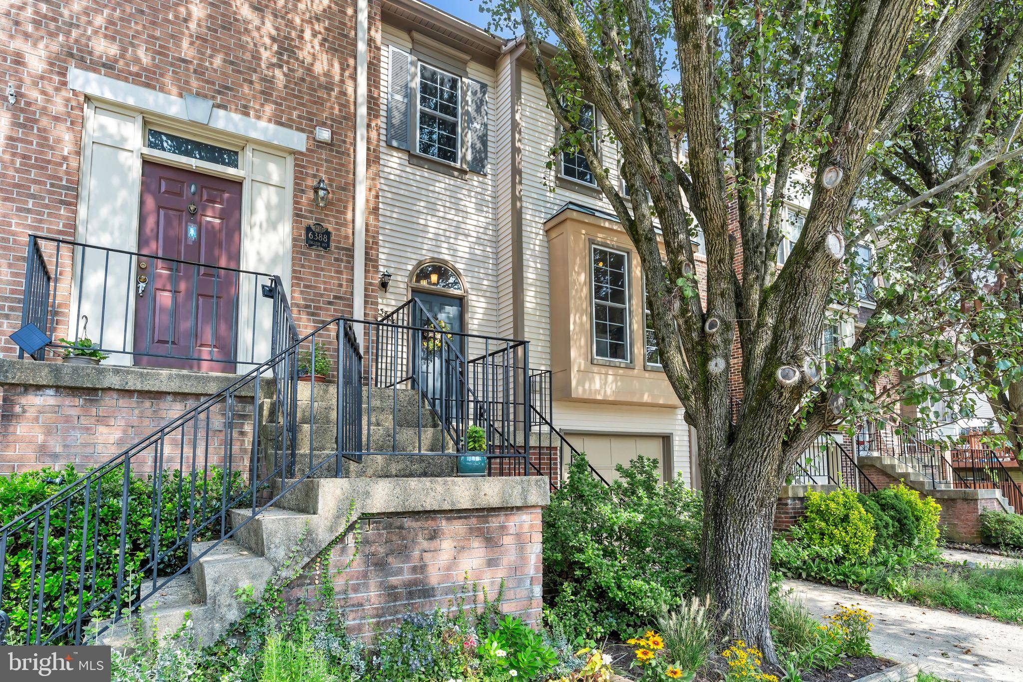 Springfield, VA 22152,6386 ENGLISH IVY WAY