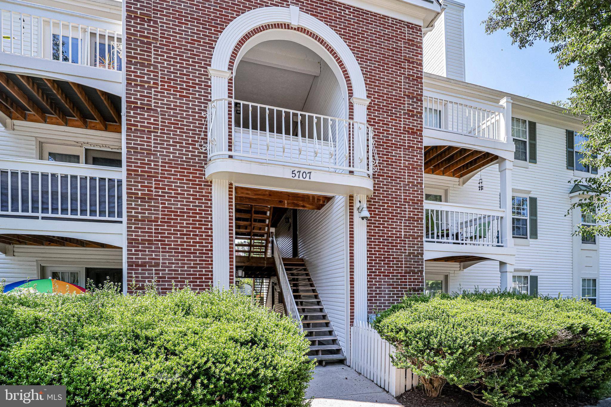 Alexandria, VA 22309,5707 OLDE MILL CT #109