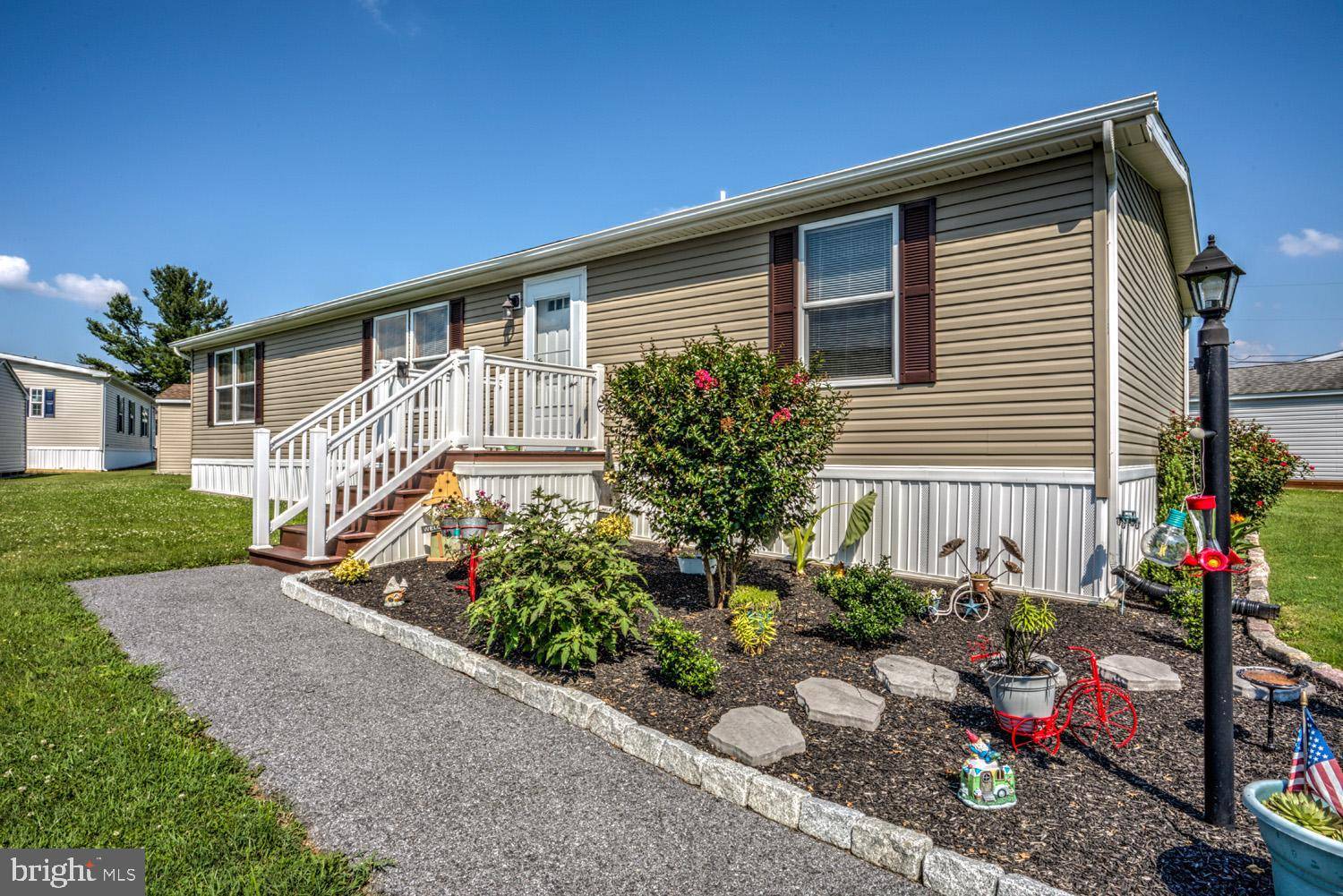 New Holland, PA 17557,15 AMBER CIR