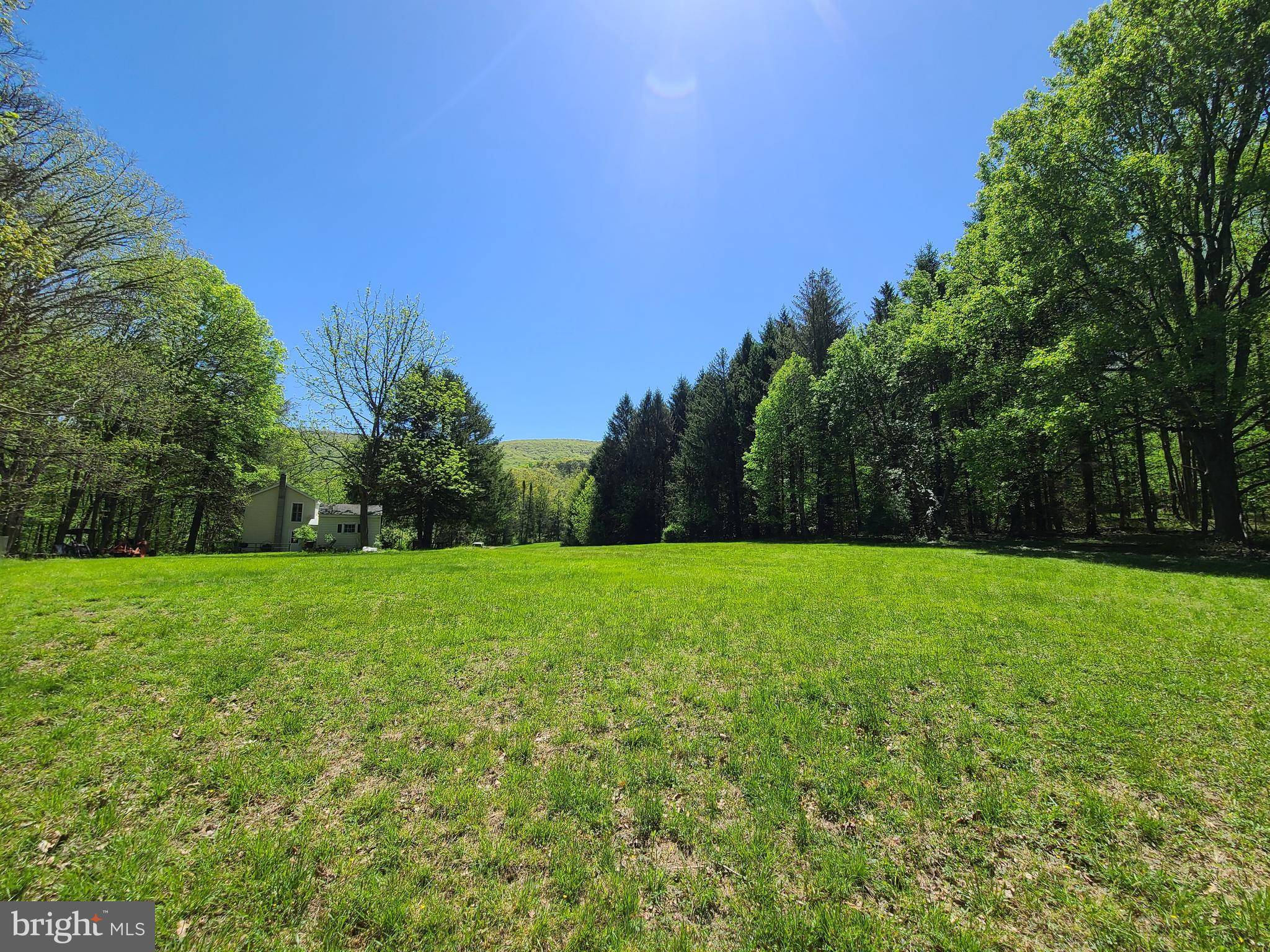 Great Cacapon, WV 25422,461 LIGHTSVILLE LN