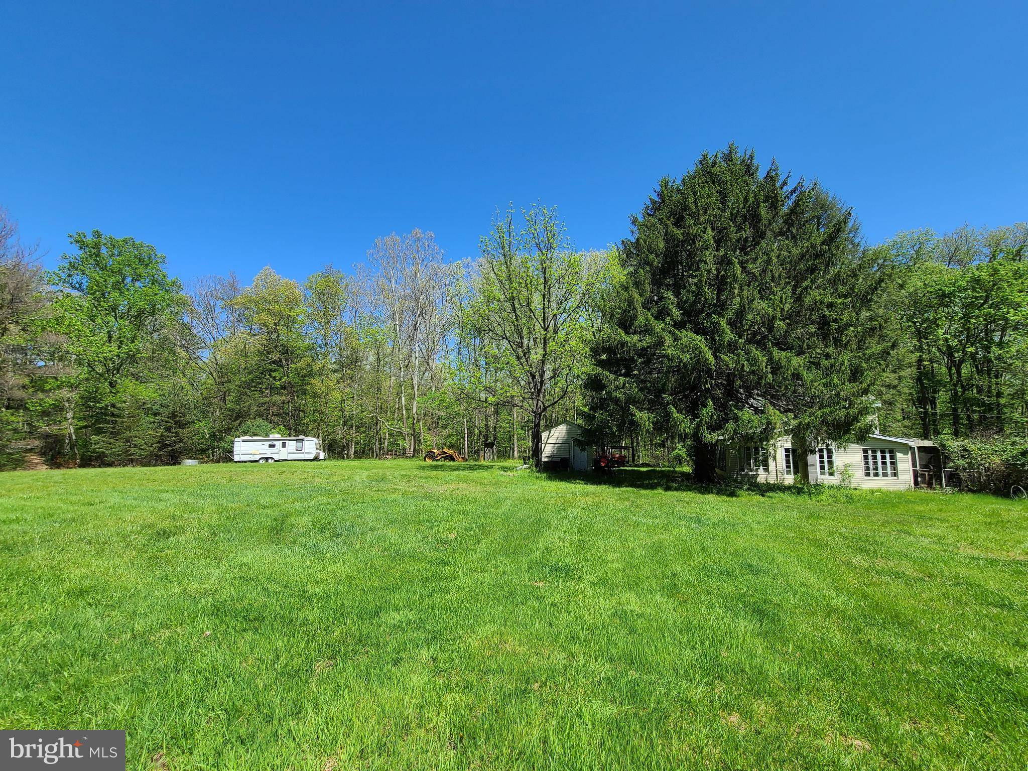 Great Cacapon, WV 25422,461 LIGHTSVILLE LN