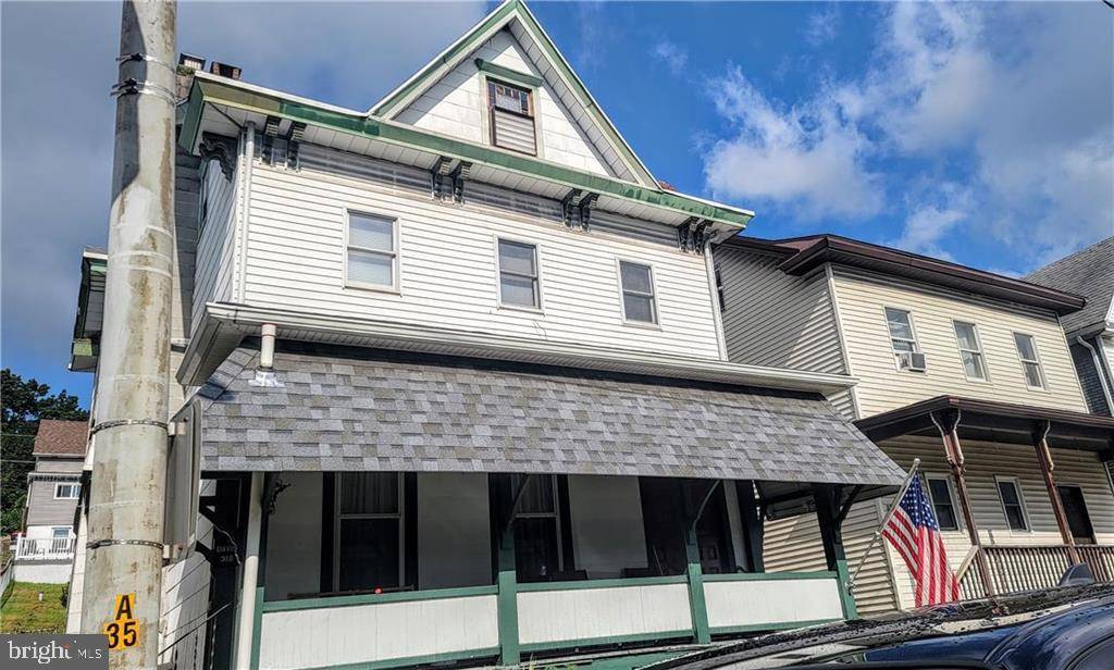 Lehighton, PA 18235,318 N 1ST ST