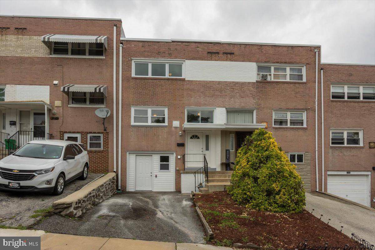 Folcroft, PA 19032,2177 VALLEY VIEW DR