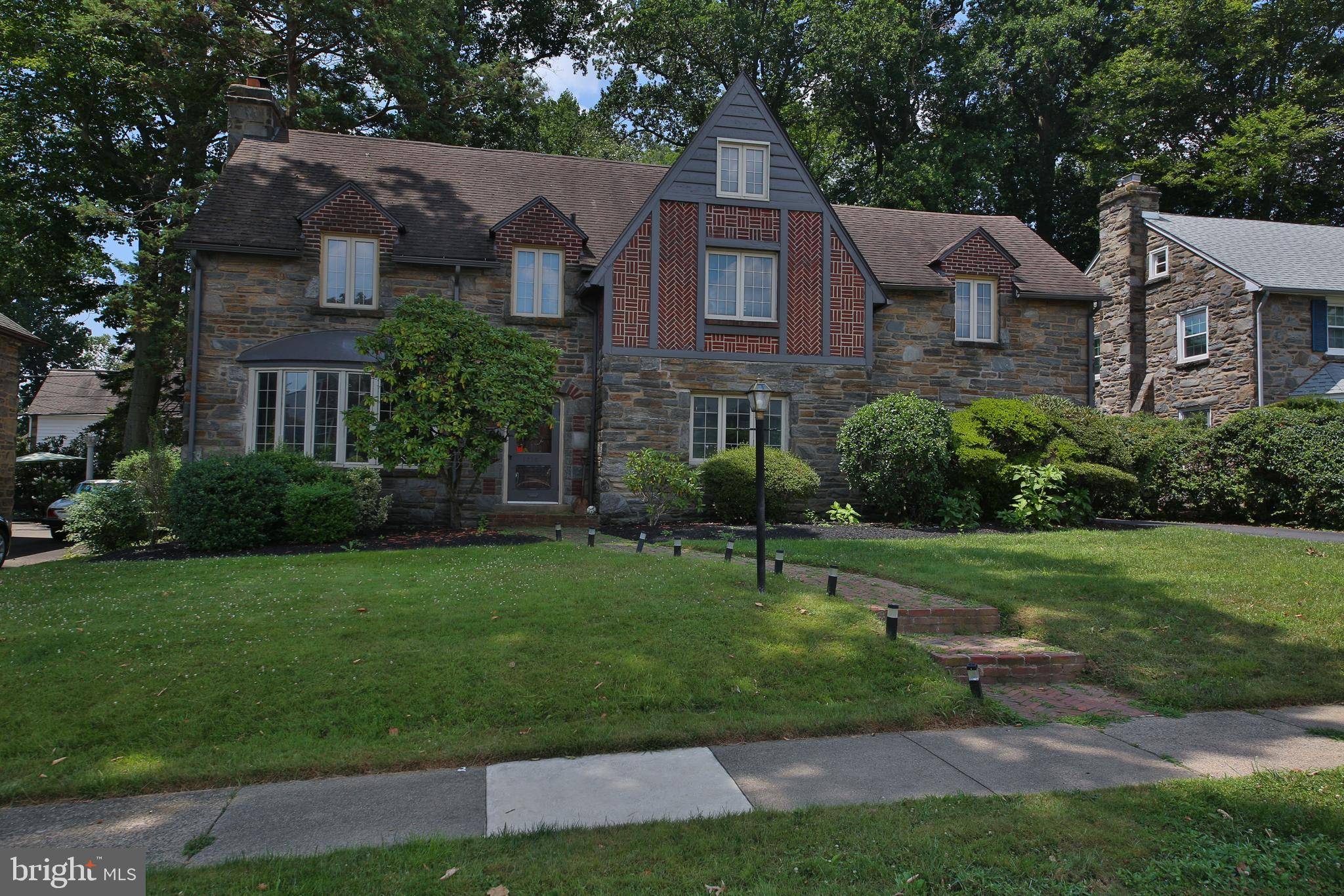 Drexel Hill, PA 19026,1216 LINDALE AVE