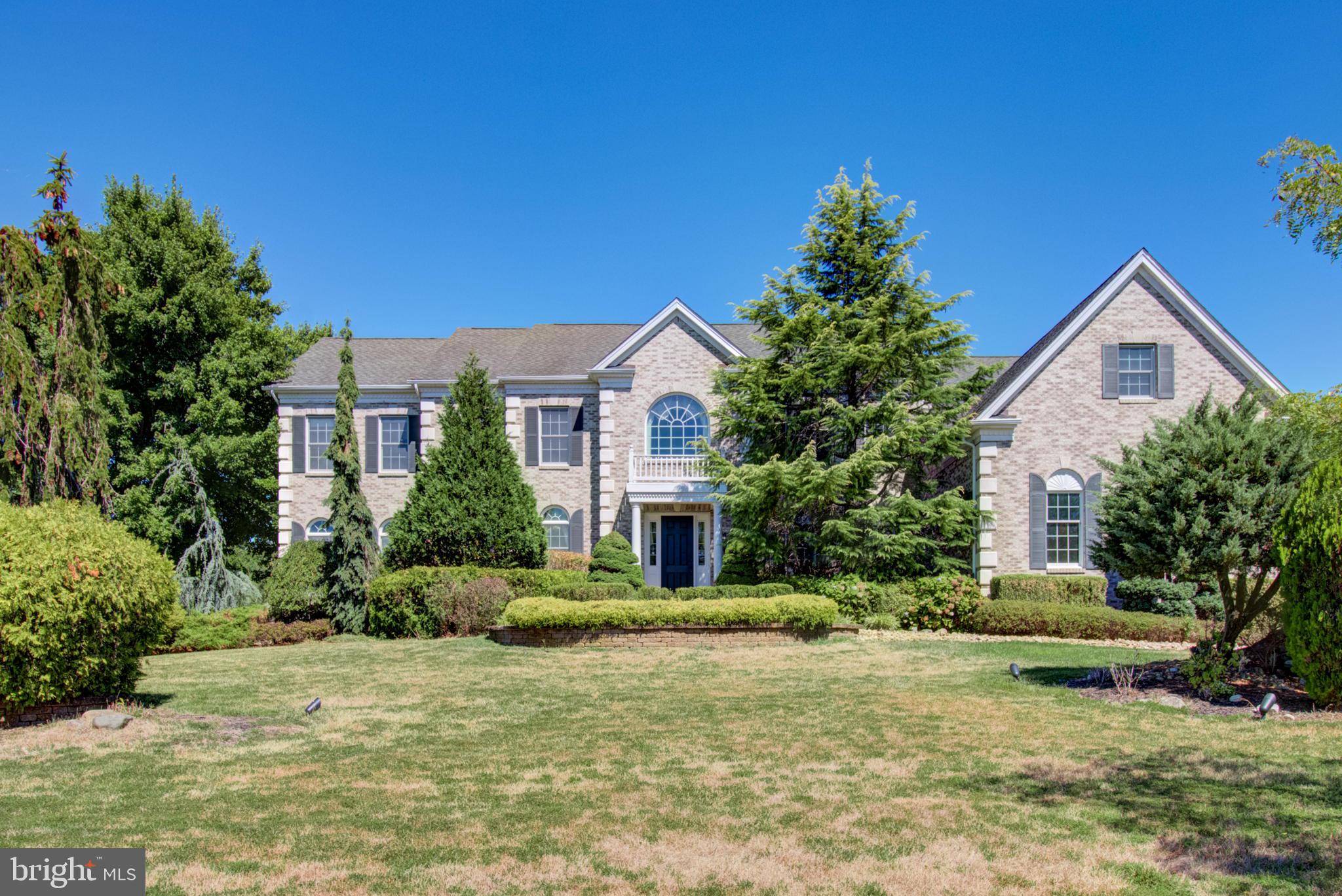 Cream Ridge, NJ 08514,2 APPLE BLOSSOM LN