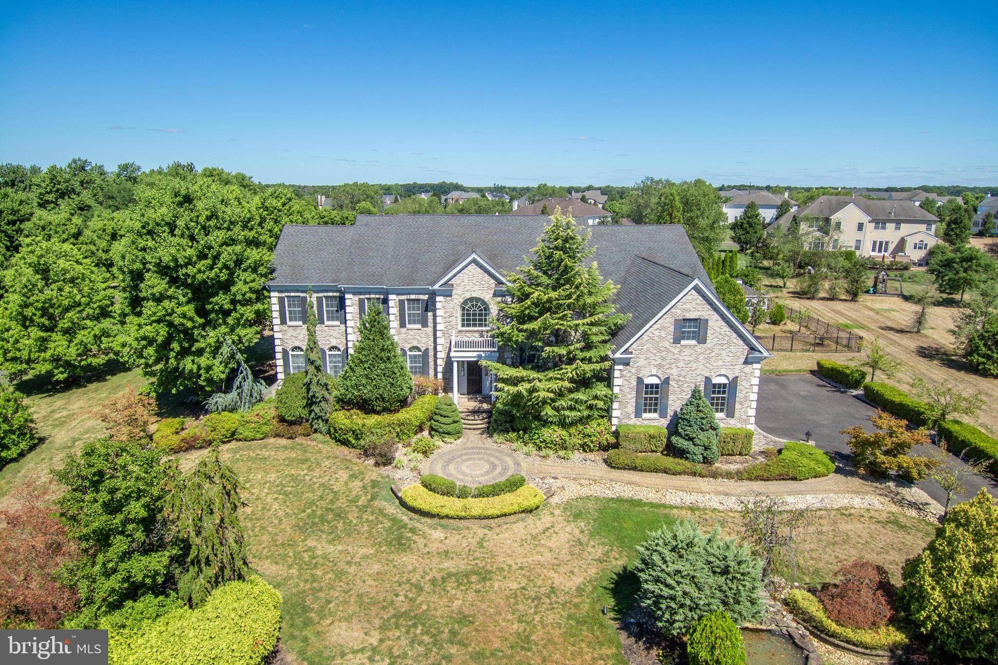 Cream Ridge, NJ 08514,2 APPLE BLOSSOM LN