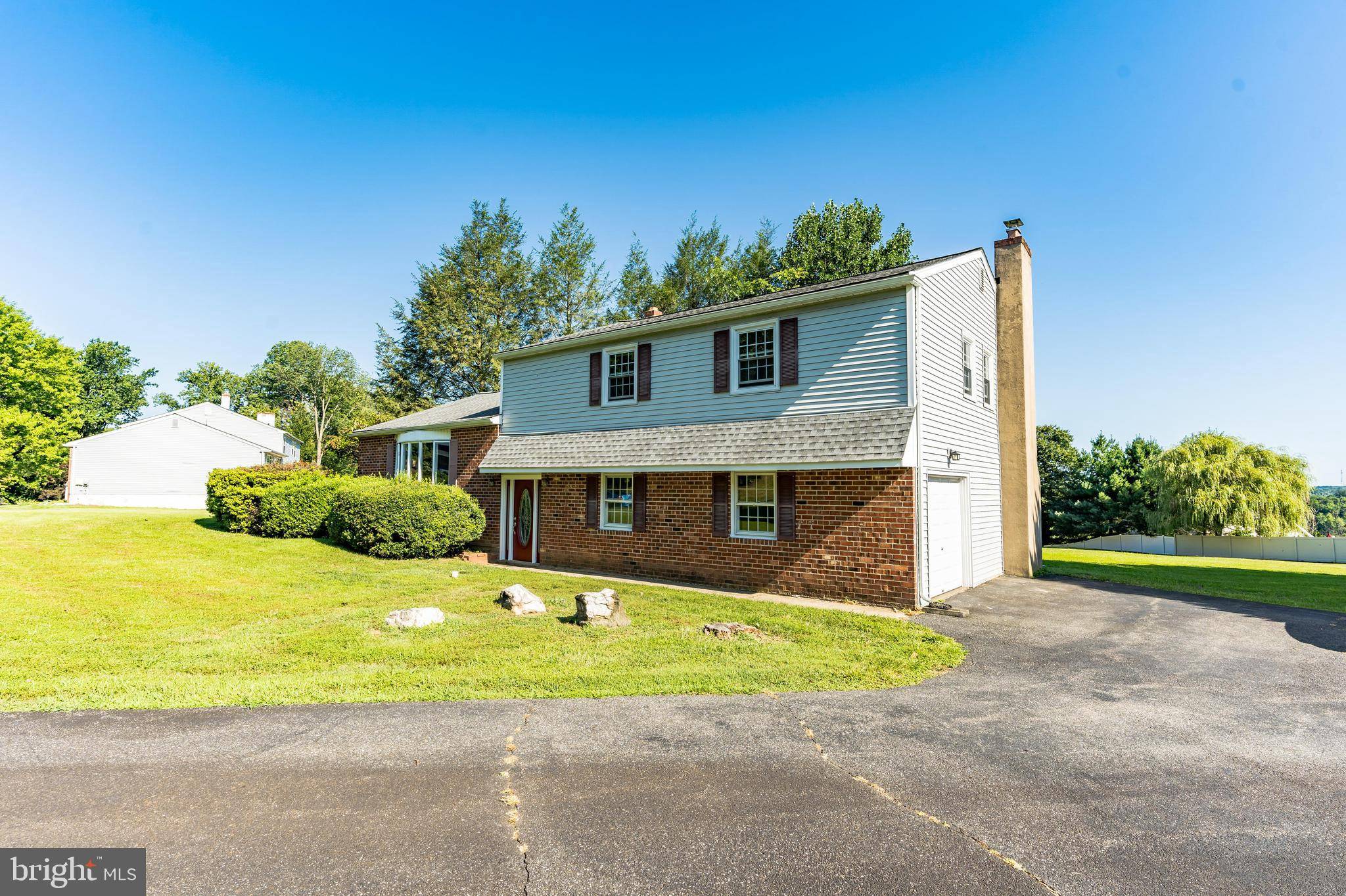 Aston, PA 19014,1565 ERB DR