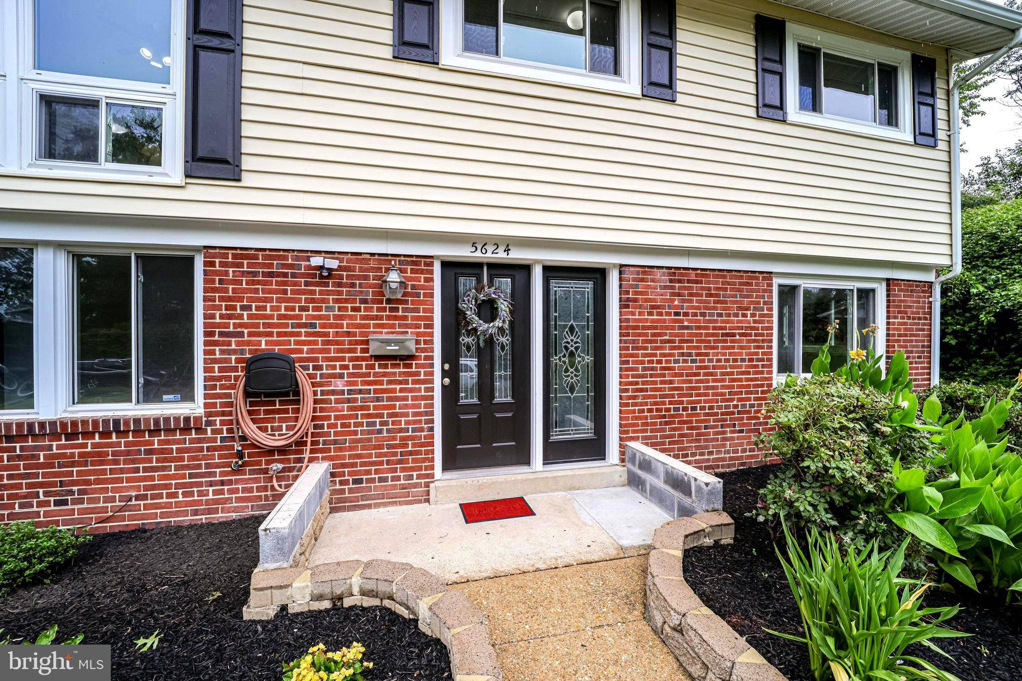 Alexandria, VA 22312,5624 DOVER CT