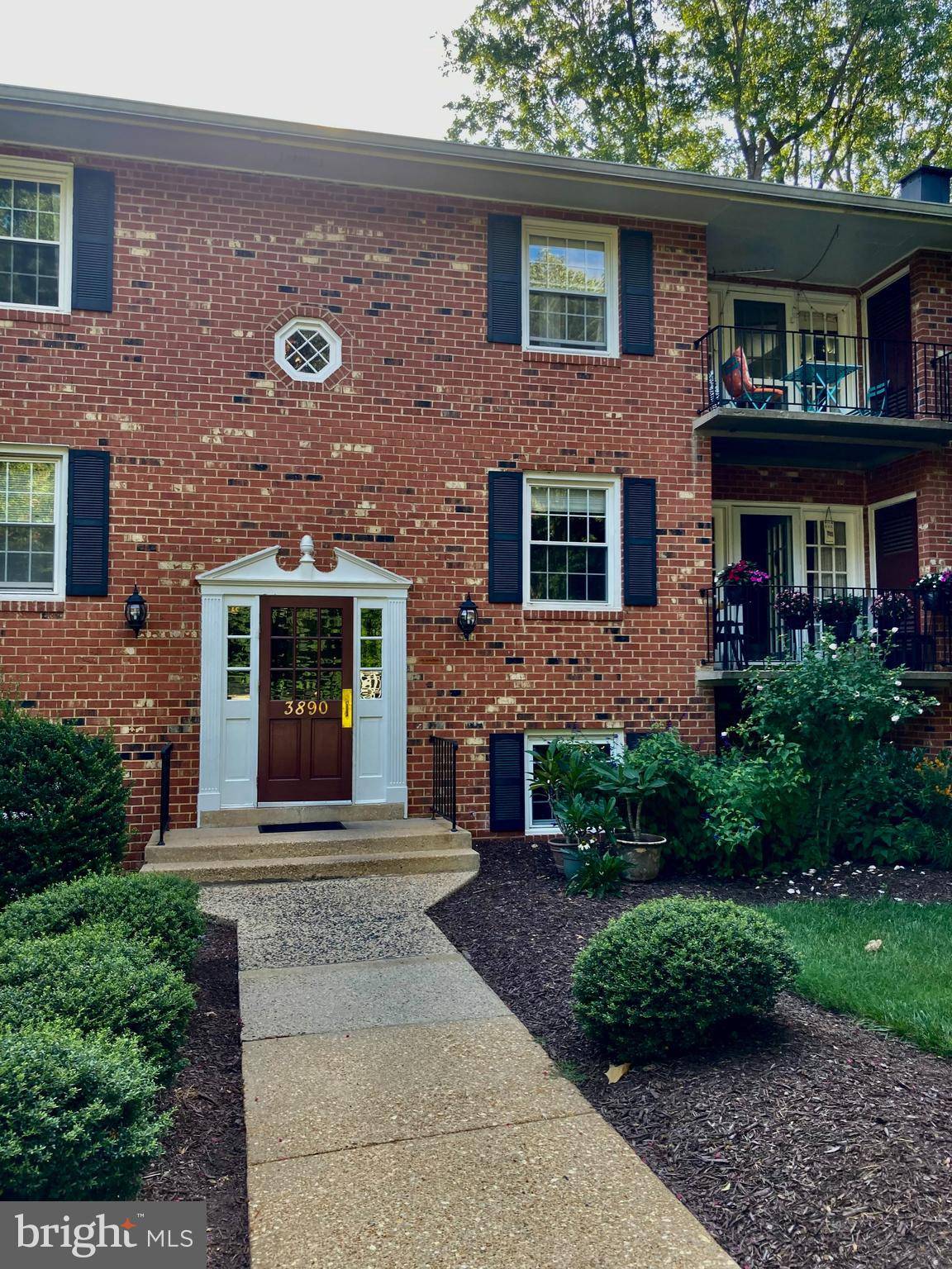 Fairfax, VA 22031,3890 LYNDHURST DR #304