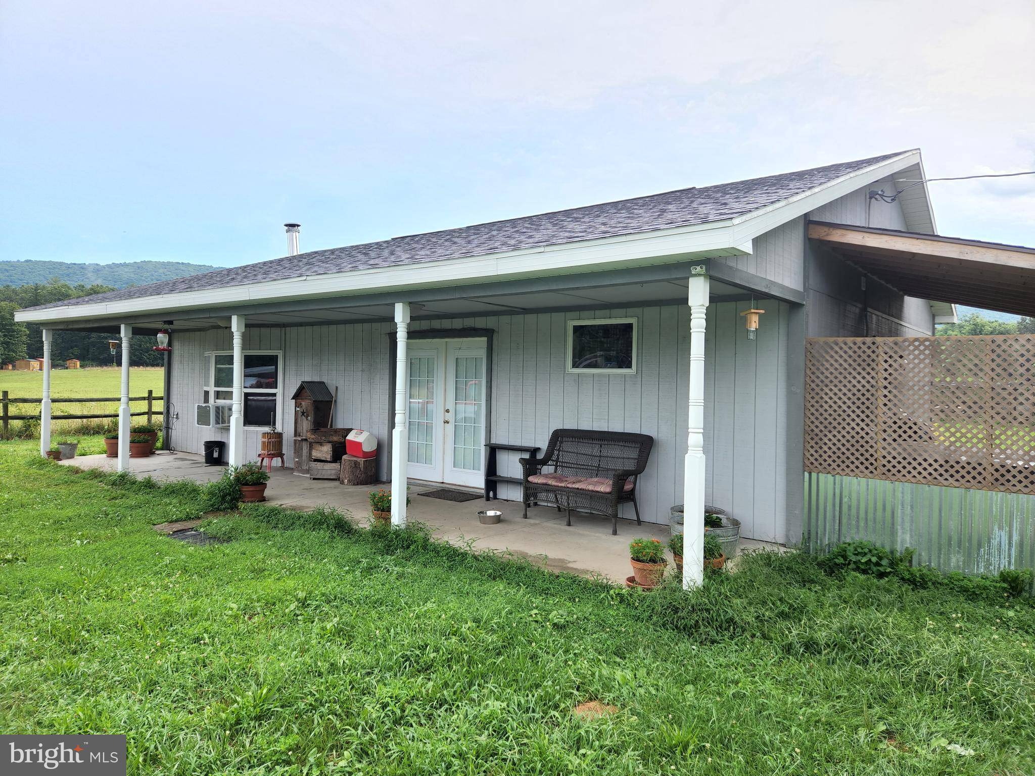 Berkeley Springs, WV 25411,486 ECKERD LN