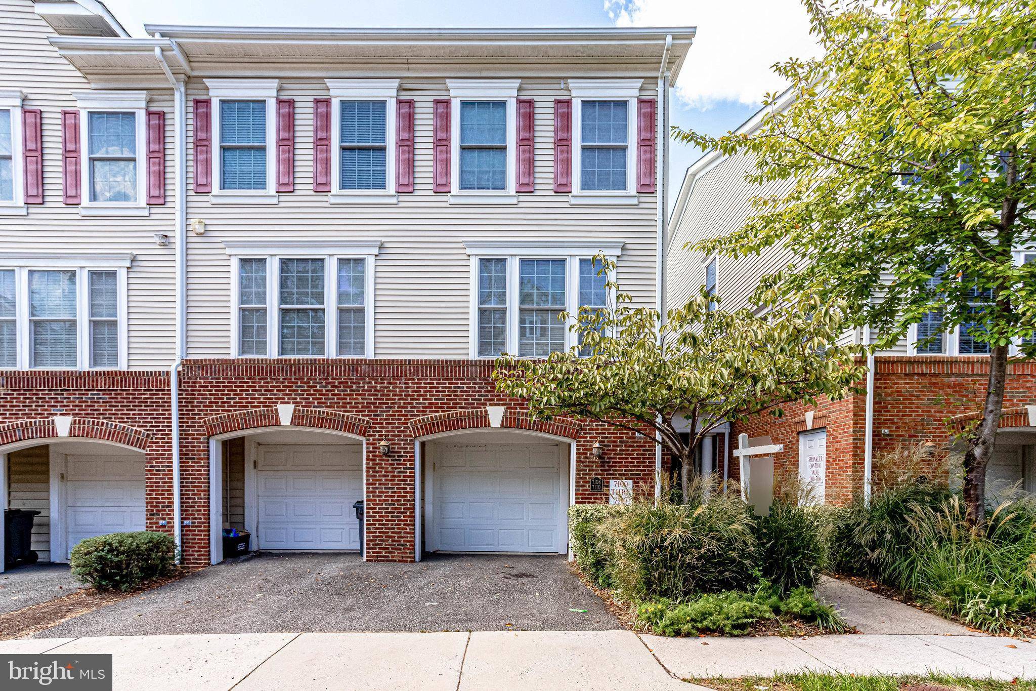 Alexandria, VA 22306,7110 MASON GROVE CT #28