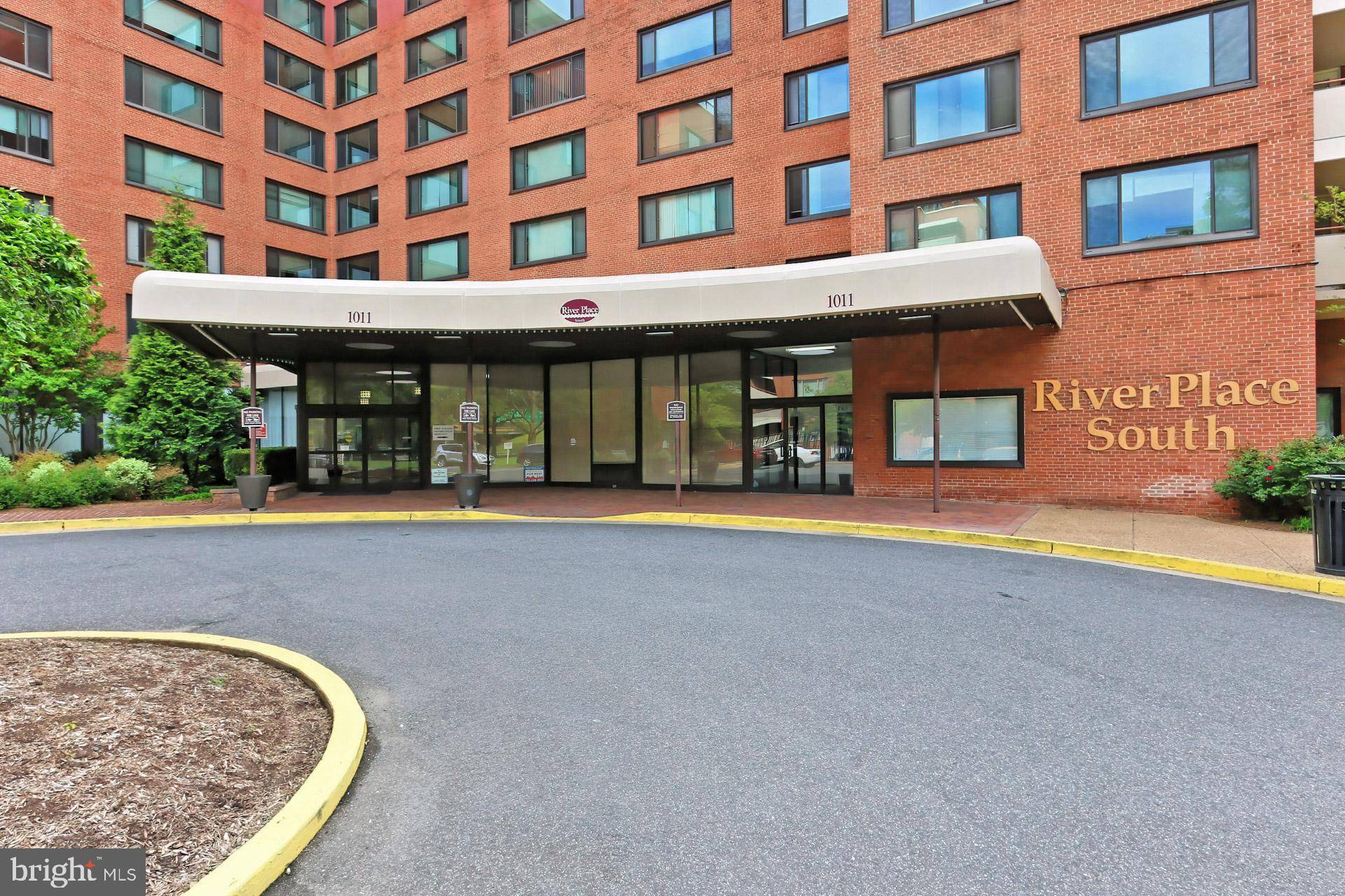 Arlington, VA 22209,1011 ARLINGTON BLVD #513