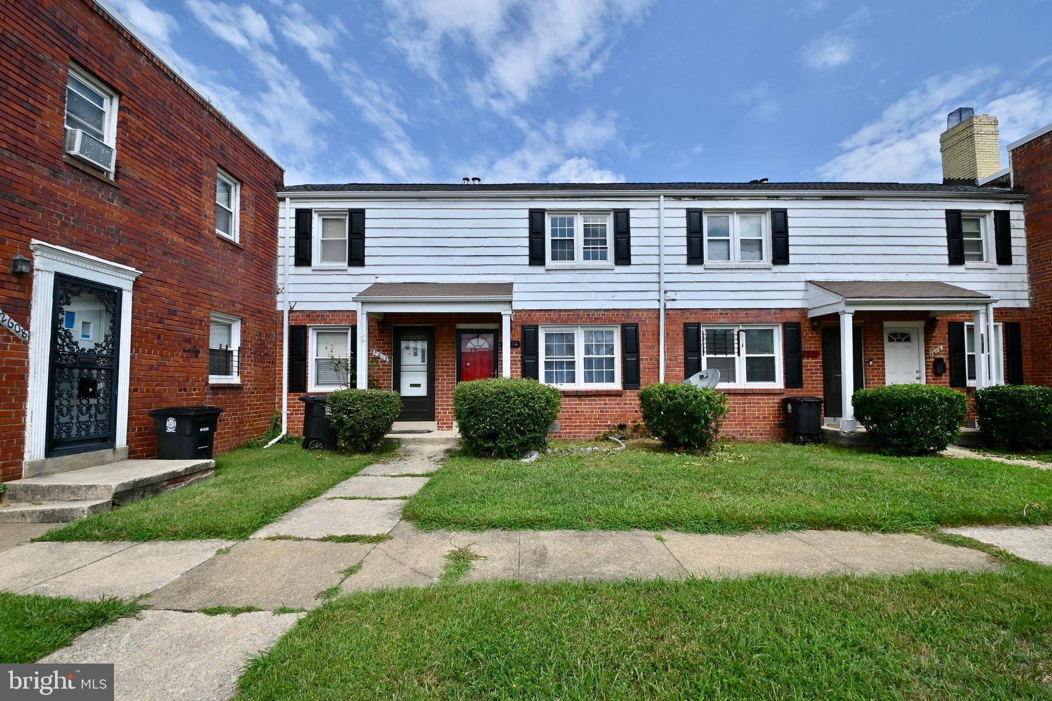 Temple Hills, MD 20748,2614 IVERSON ST #28