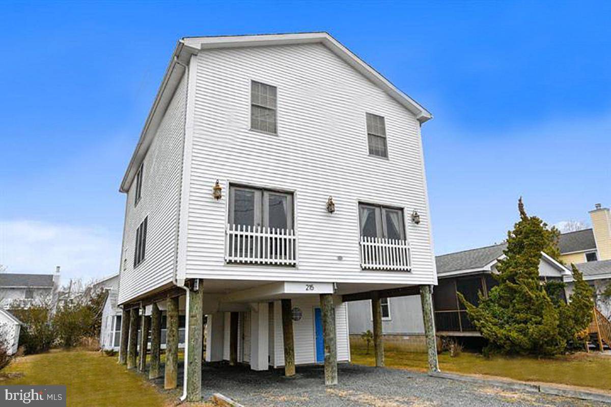 Bethany Beach, DE 19930,215 THIRD STREET