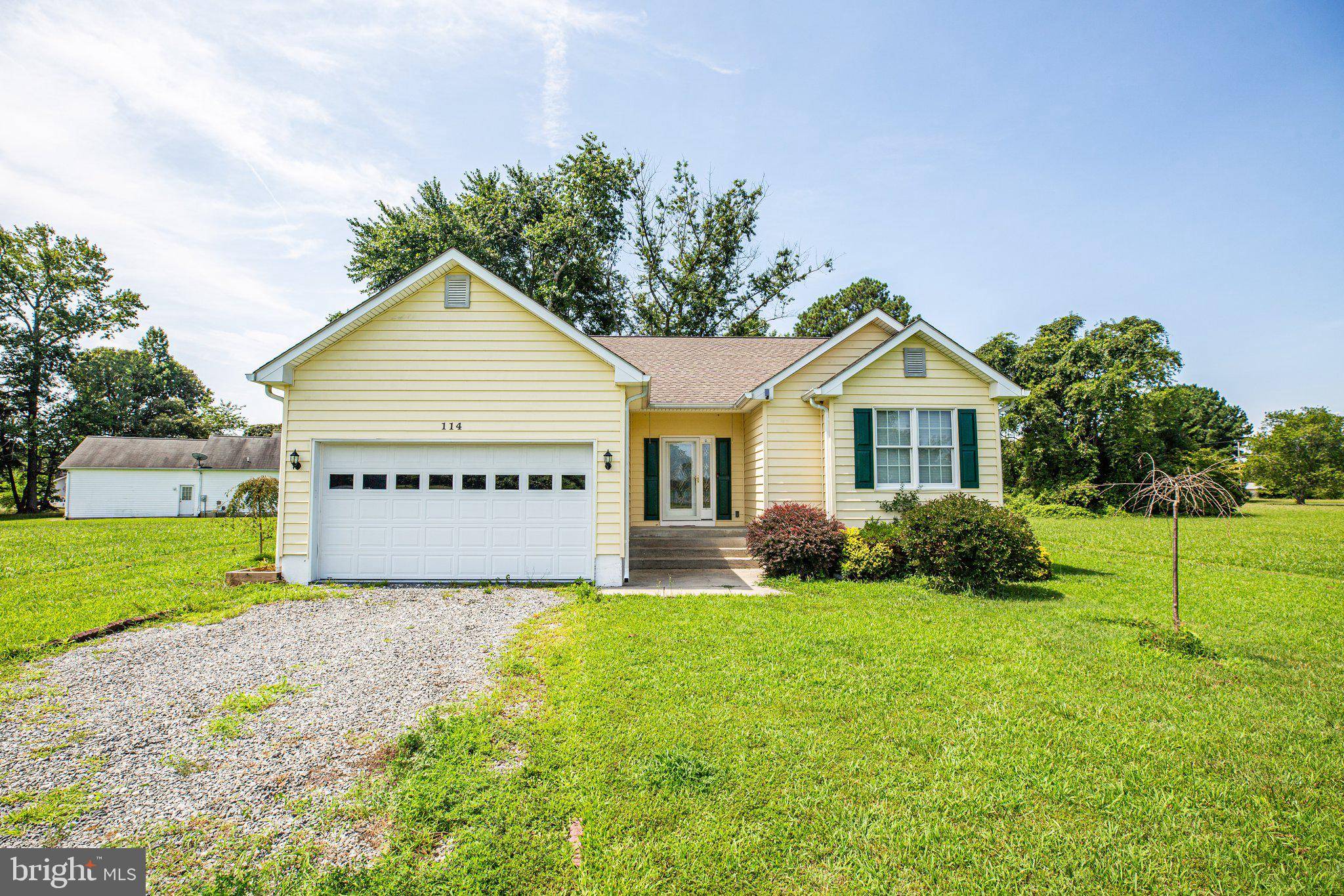 Montross, VA 22520,114 OTTER LN