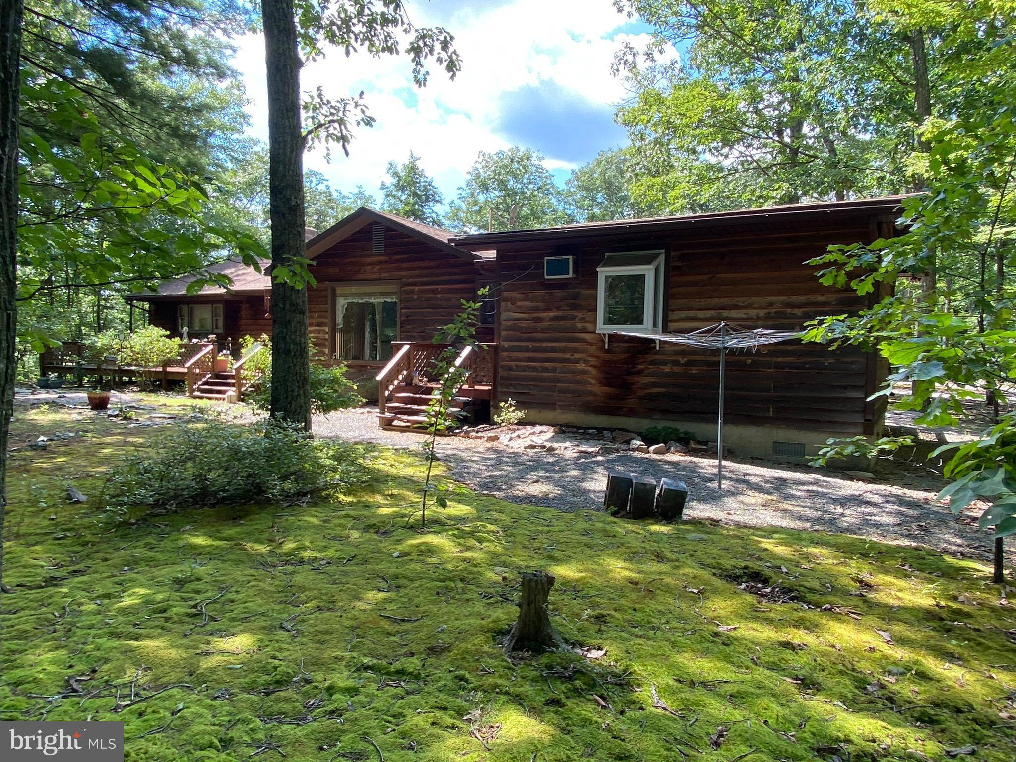 Berkeley Springs, WV 25411,52 BENNETT LN