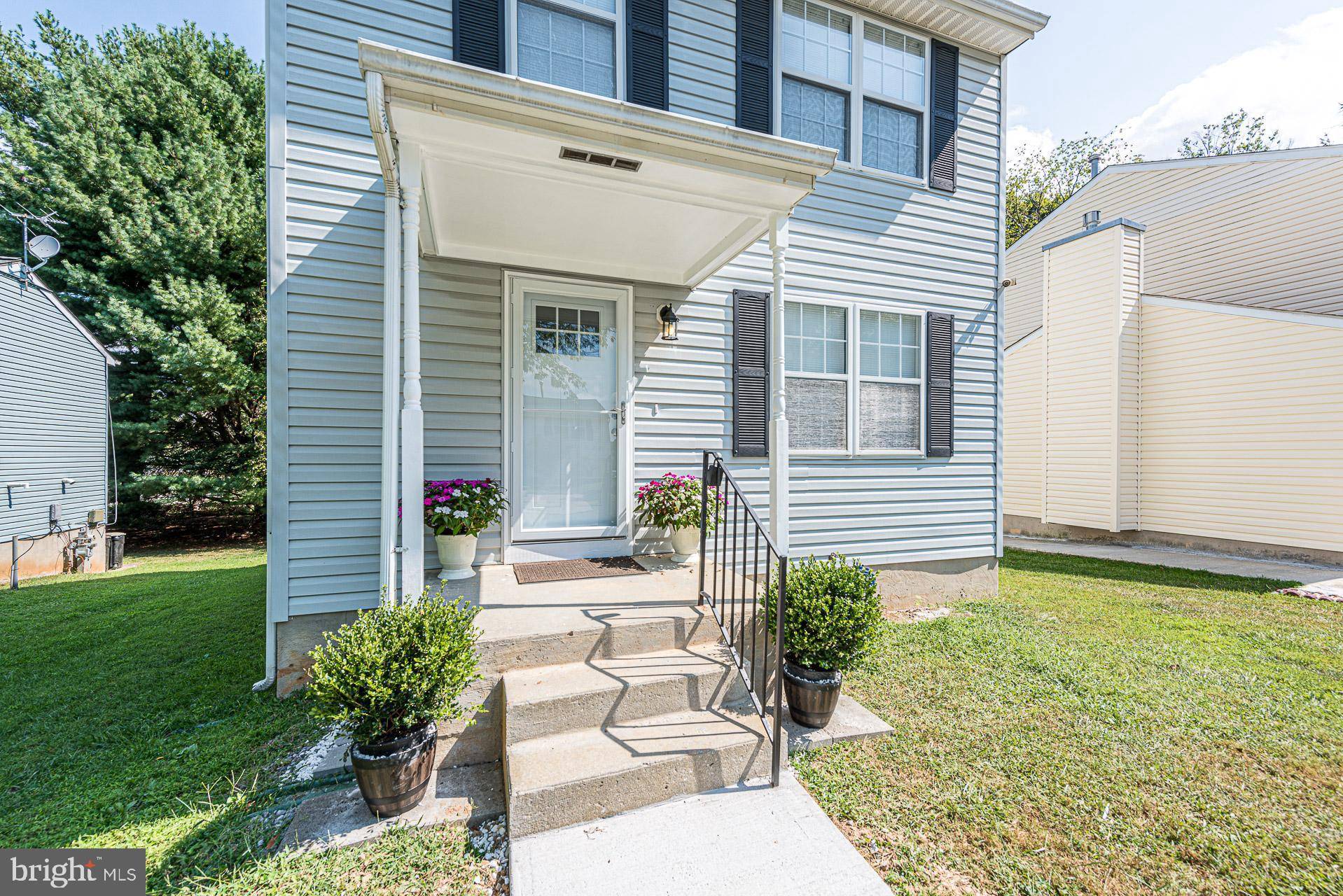 Randallstown, MD 21133,16 CHAPMANVIEW CT