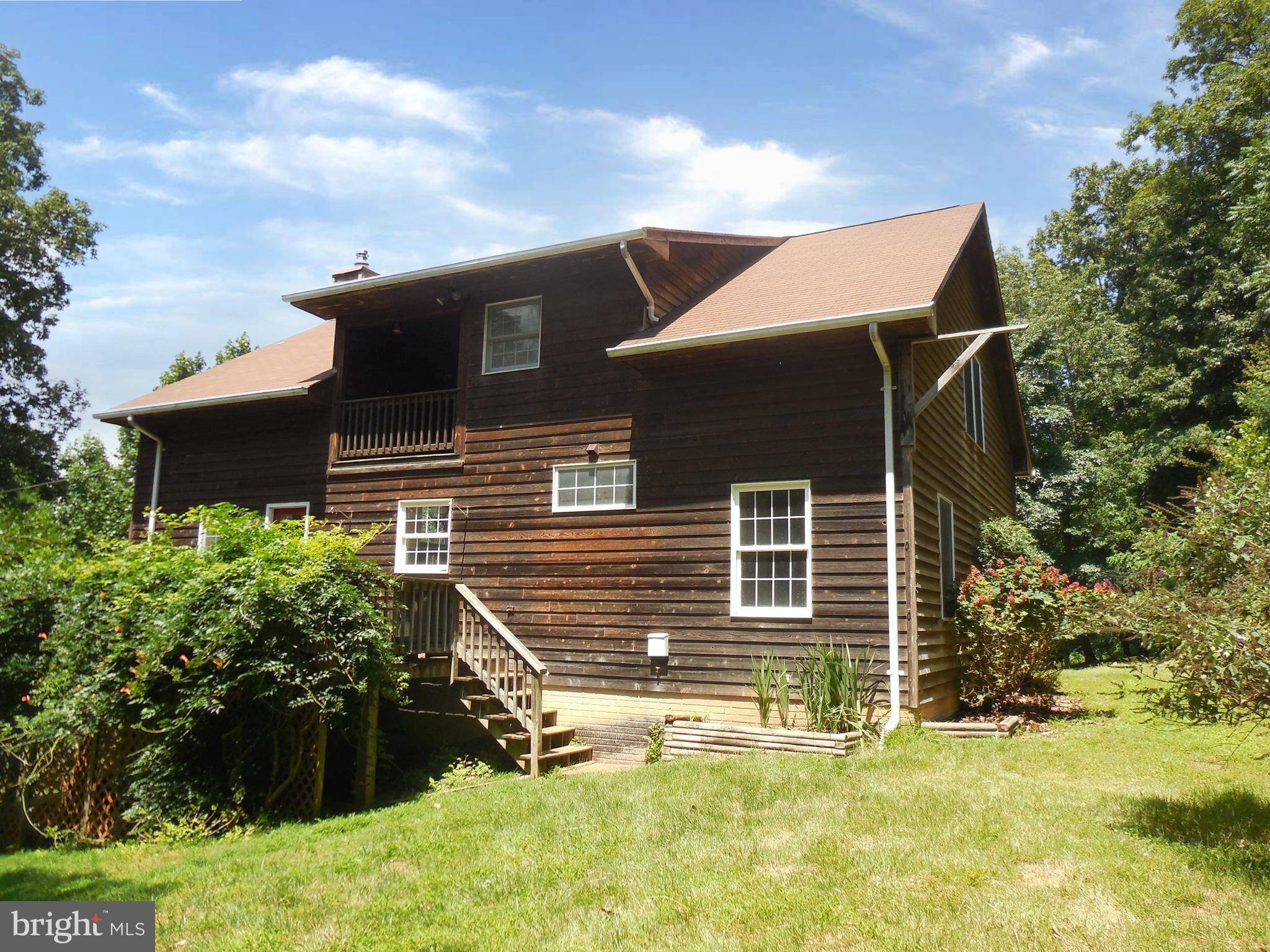 Linden, VA 22642,259 CASHMERE CT