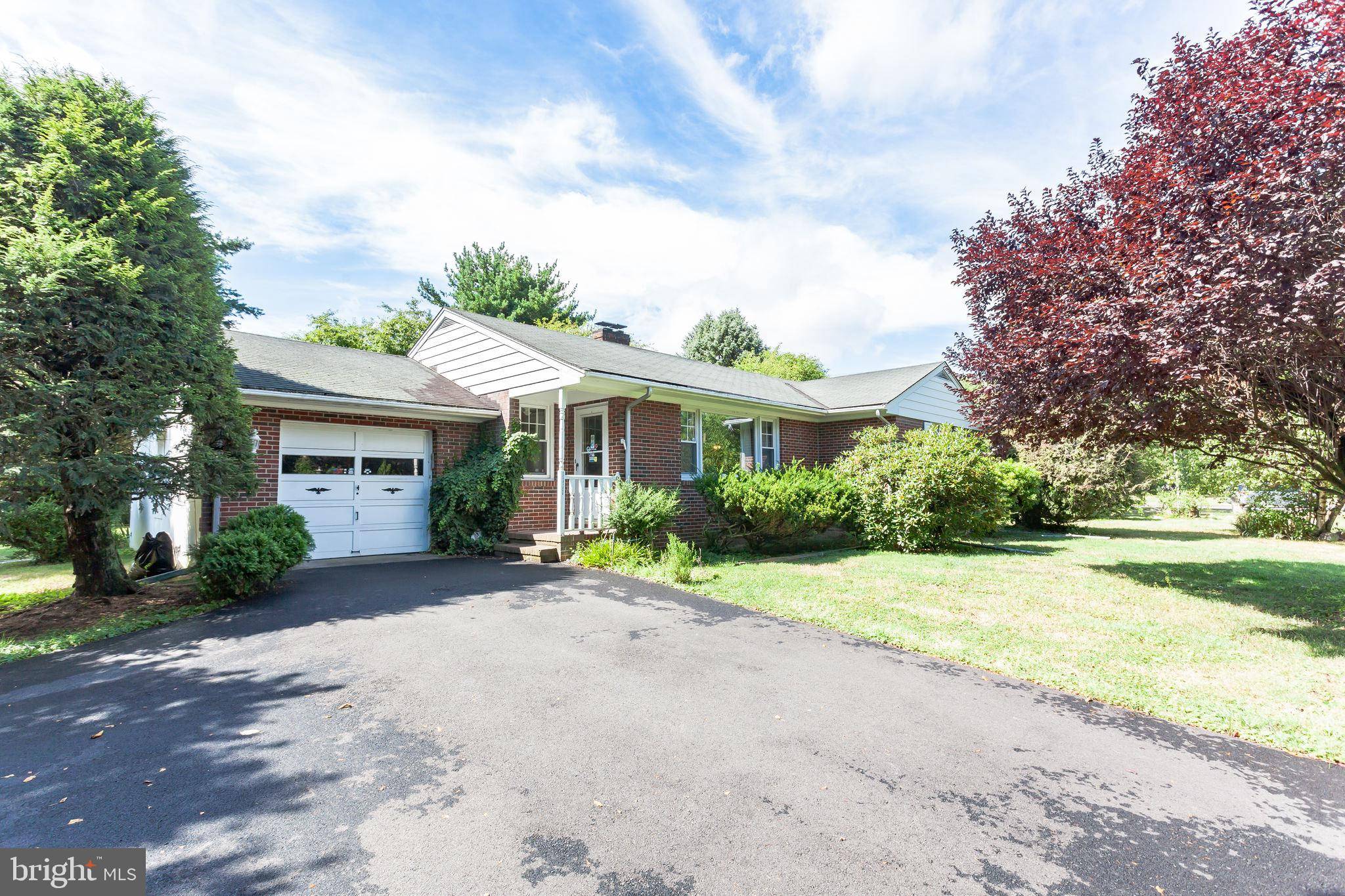 Yardley, PA 19067,1111 BIG OAK RD