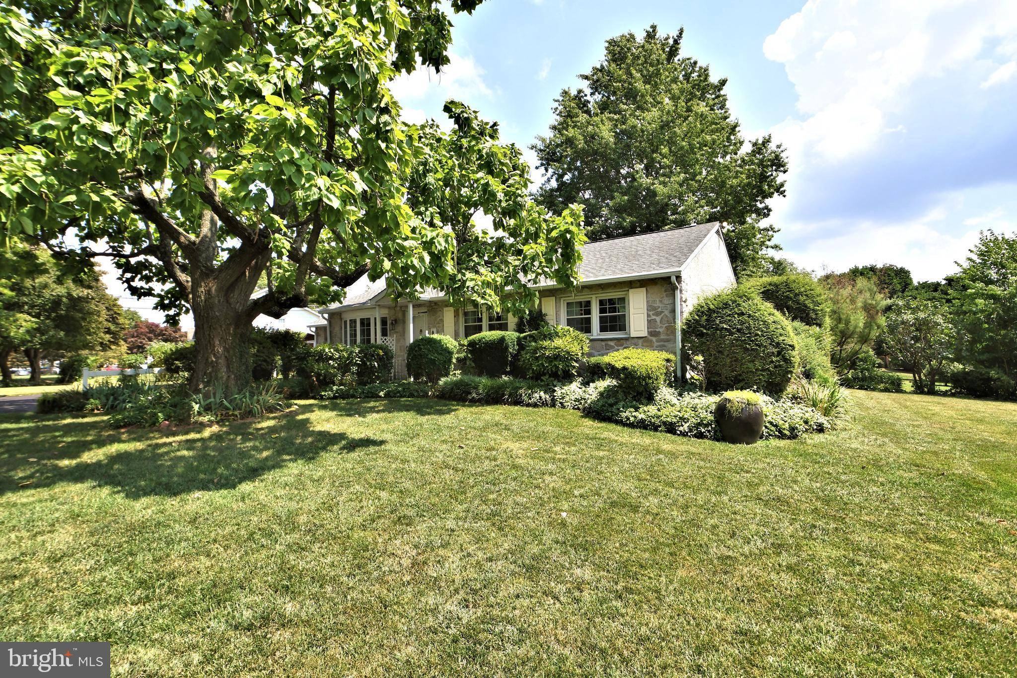 Hatboro, PA 19040,135 BUTTERNUT DR