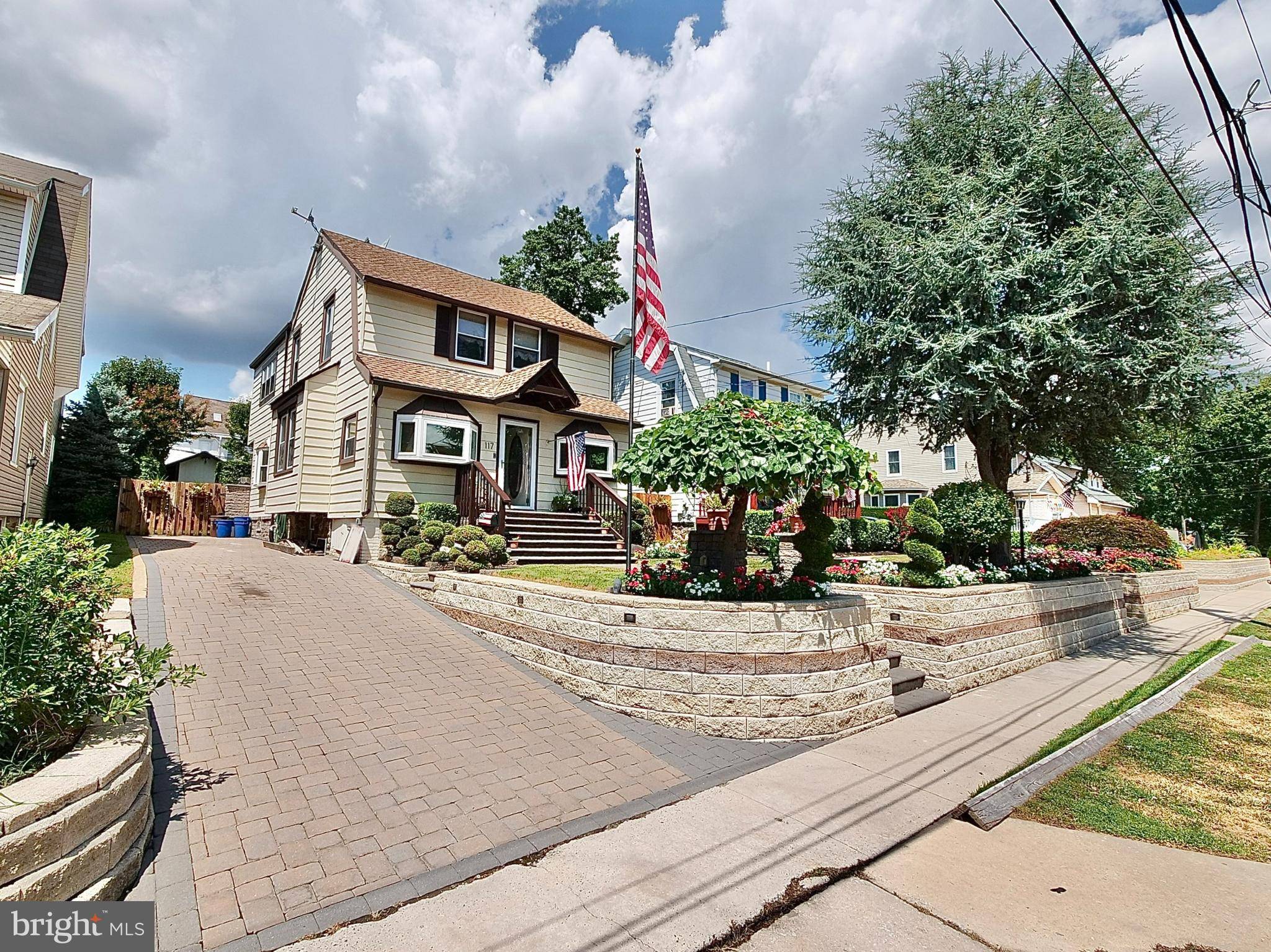 Norwood, PA 19074,117 PRINTZ AVE