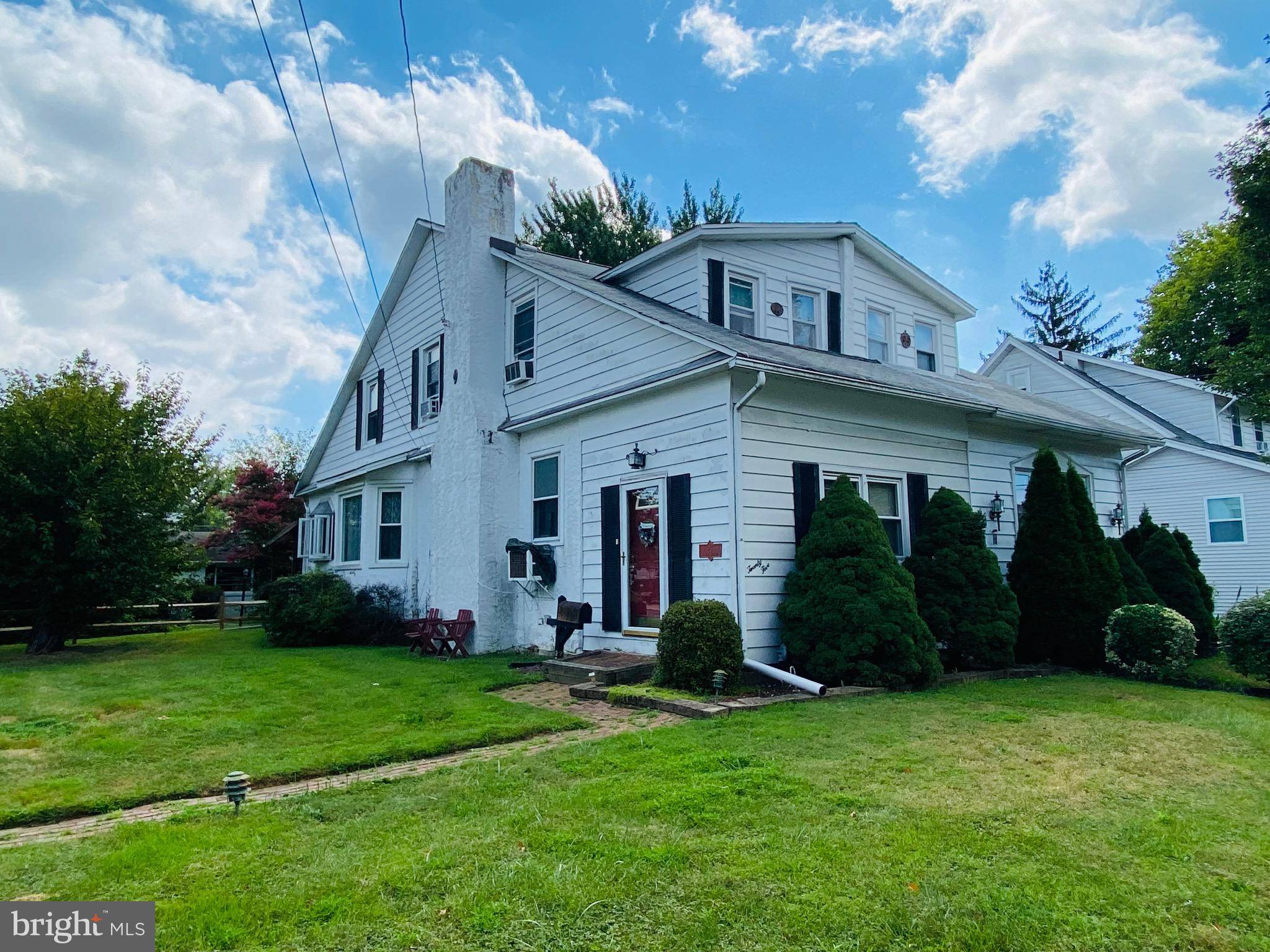 Aldan, PA 19018,25 S ELM AVE