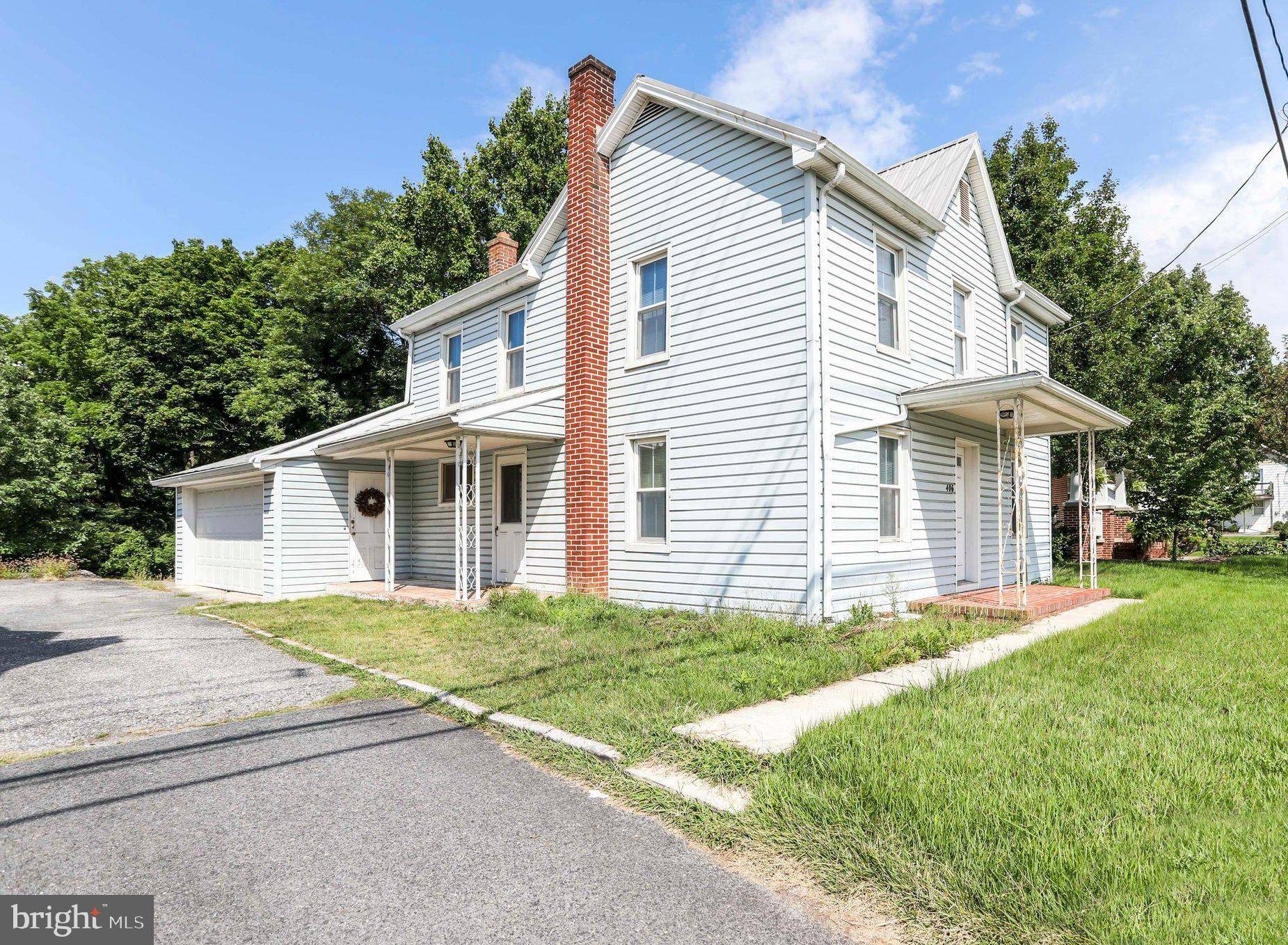 Shippensburg, PA 17257,406 N EARL ST