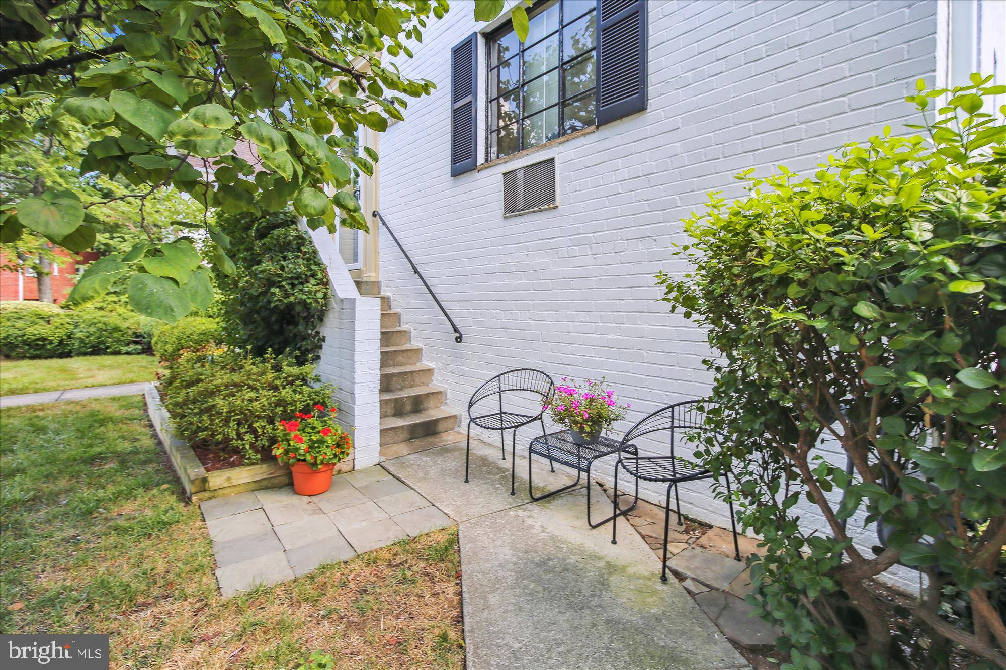 Alexandria, VA 22302,1506 MOUNT EAGLE PL