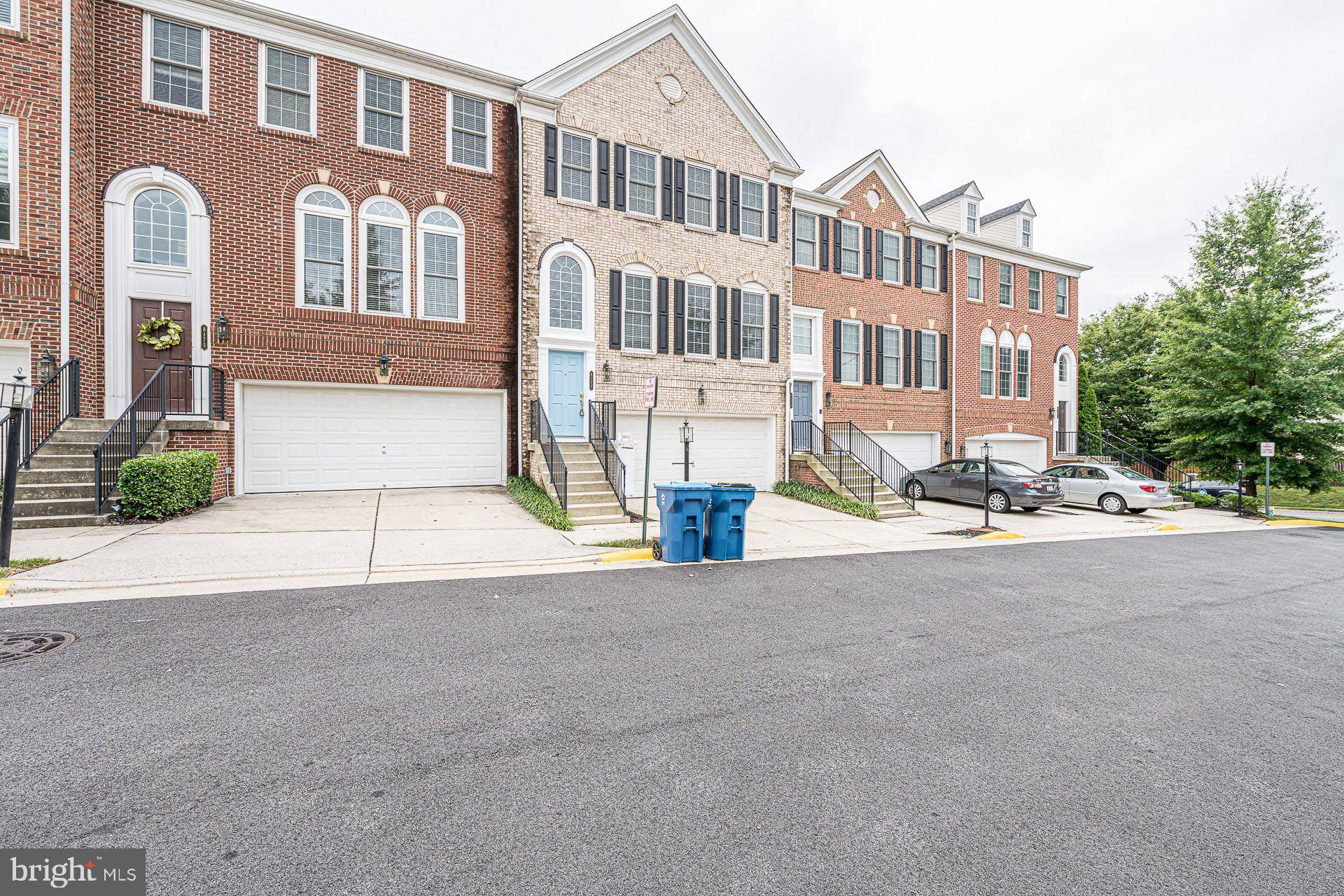 Lorton, VA 22079,8177 PASTURE ROSE CT