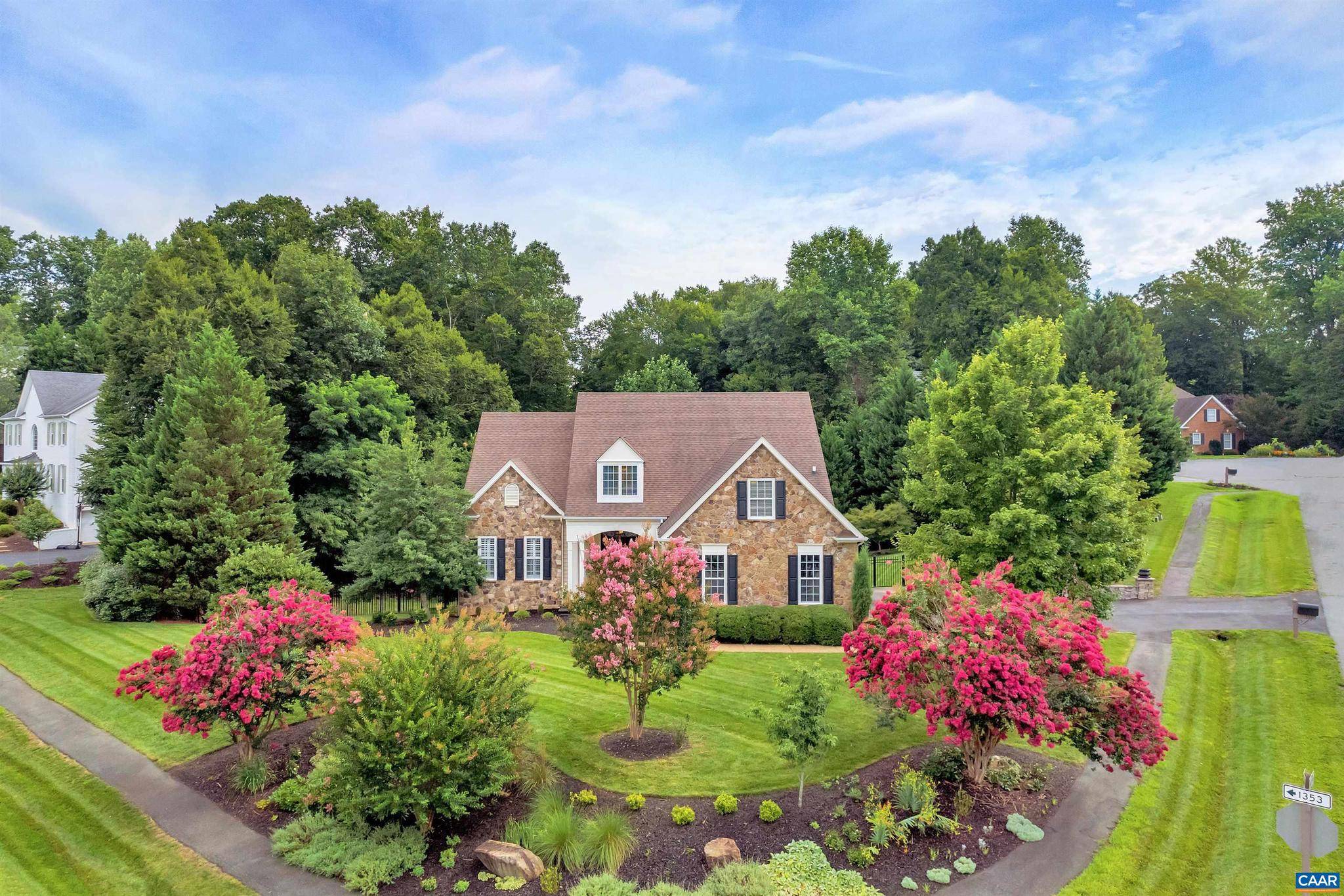 Charlottesville, VA 22901,2115 BROWNSTONE LN