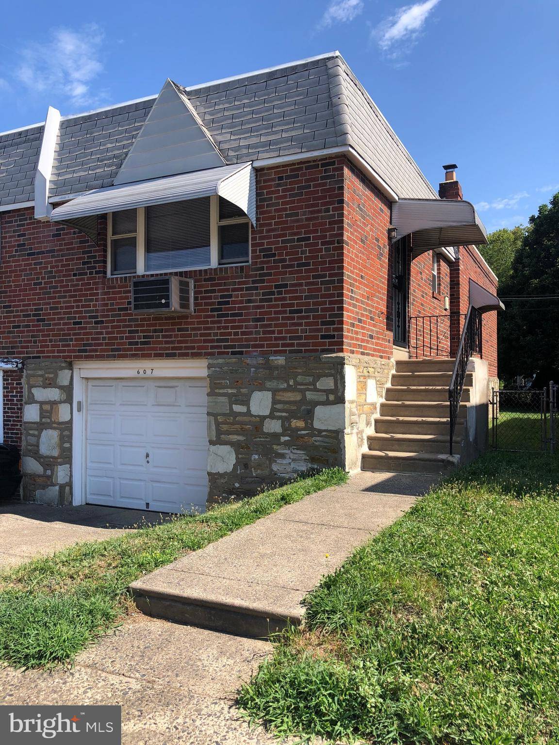 Philadelphia, PA 19111,607 MCKINLEY ST