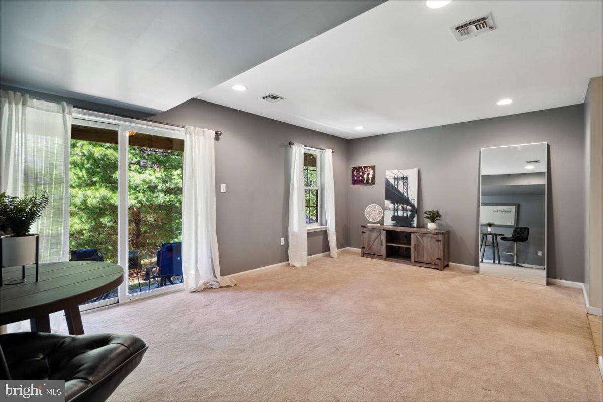Norristown, PA 19401,1613 COLLEEN CT #15