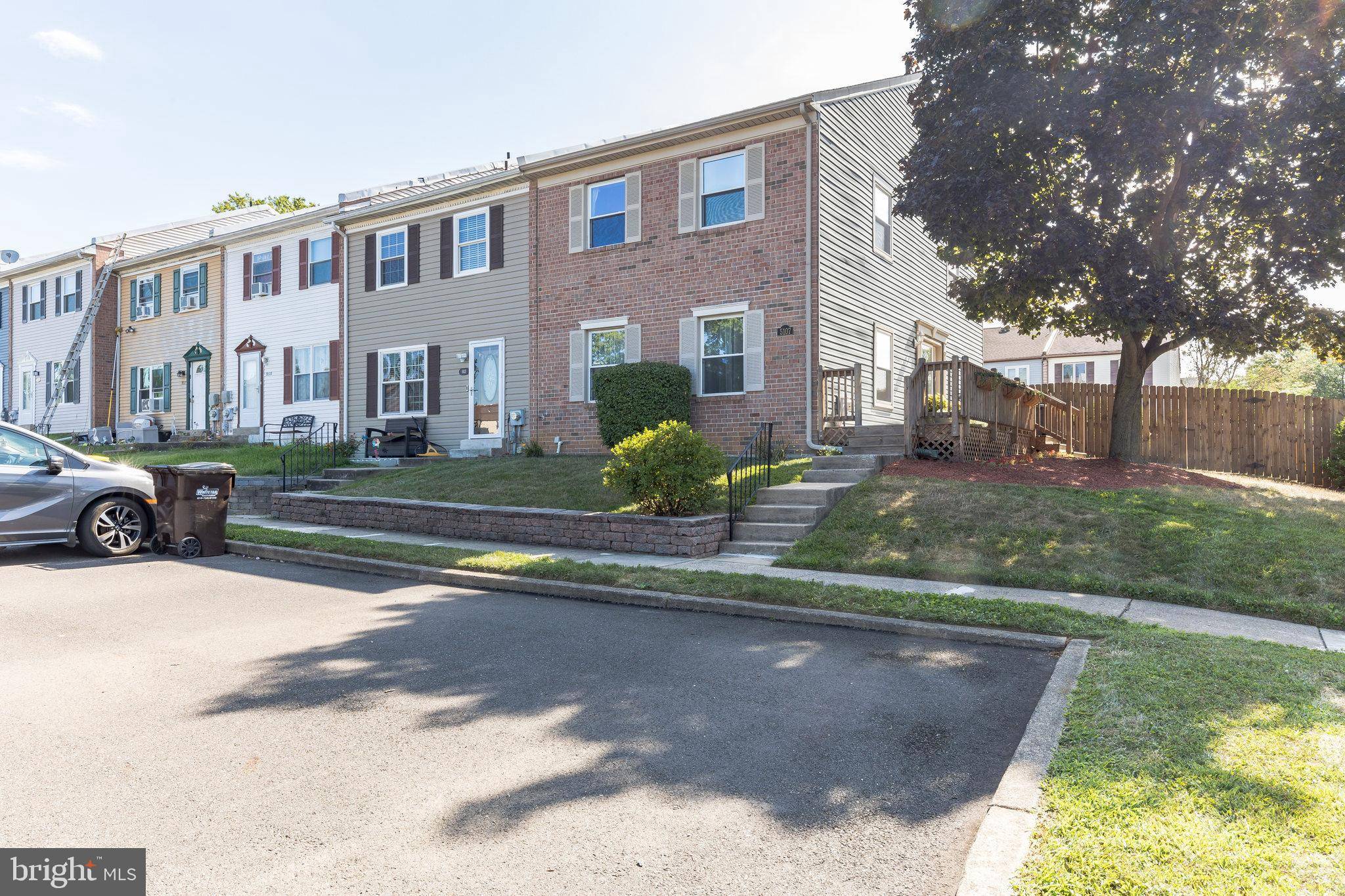 Bensalem, PA 19020,5107 CADAGAN CT