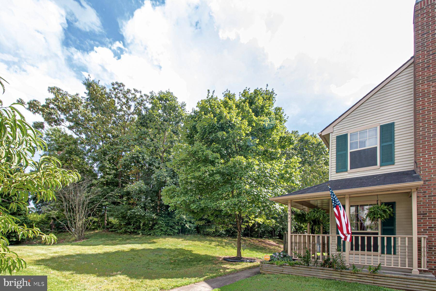 Centreville, VA 20121,6950 HOVINGHAM CT