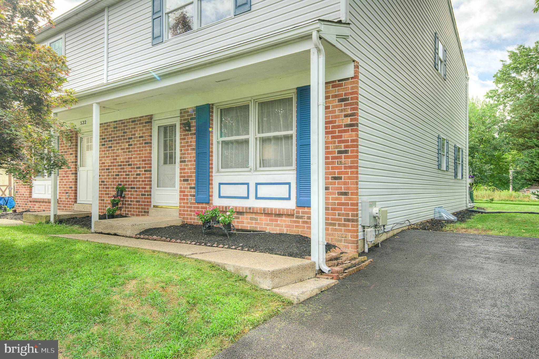 Harleysville, PA 19438,534 WALKER CIR