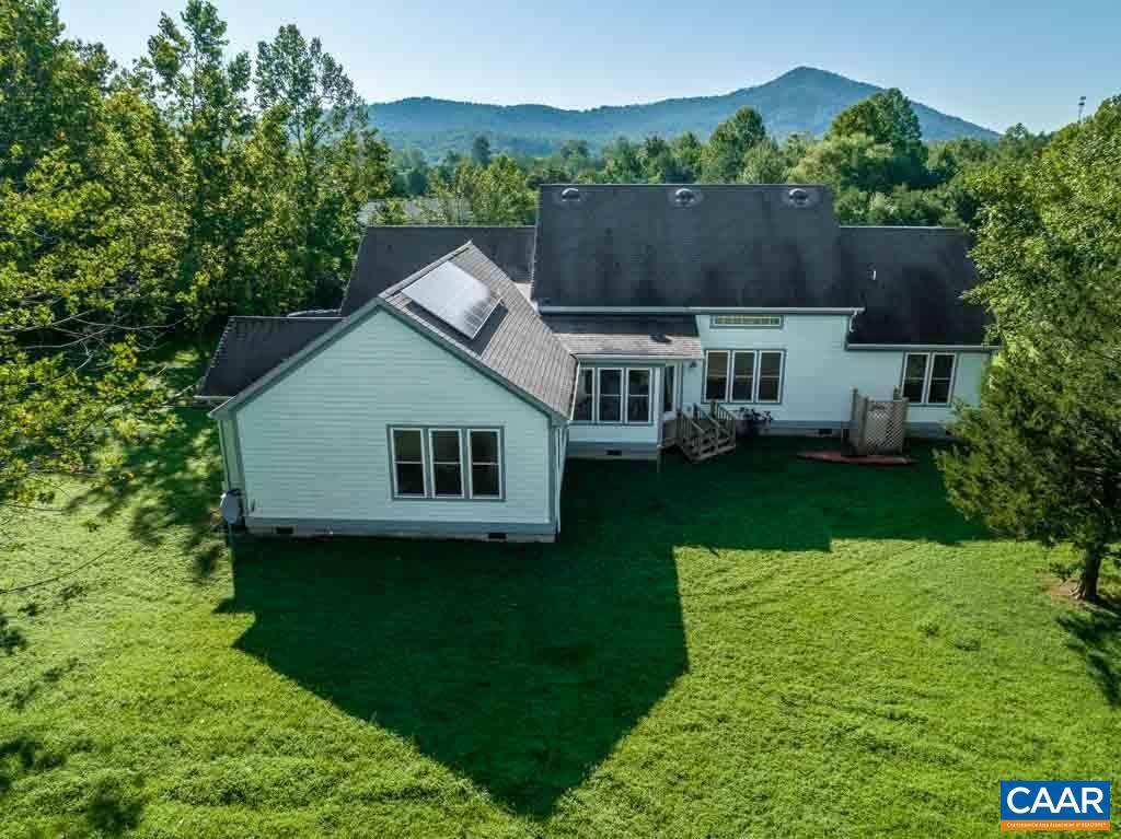 Afton, VA 22920,446 ROCKFISH SCHOOL LN