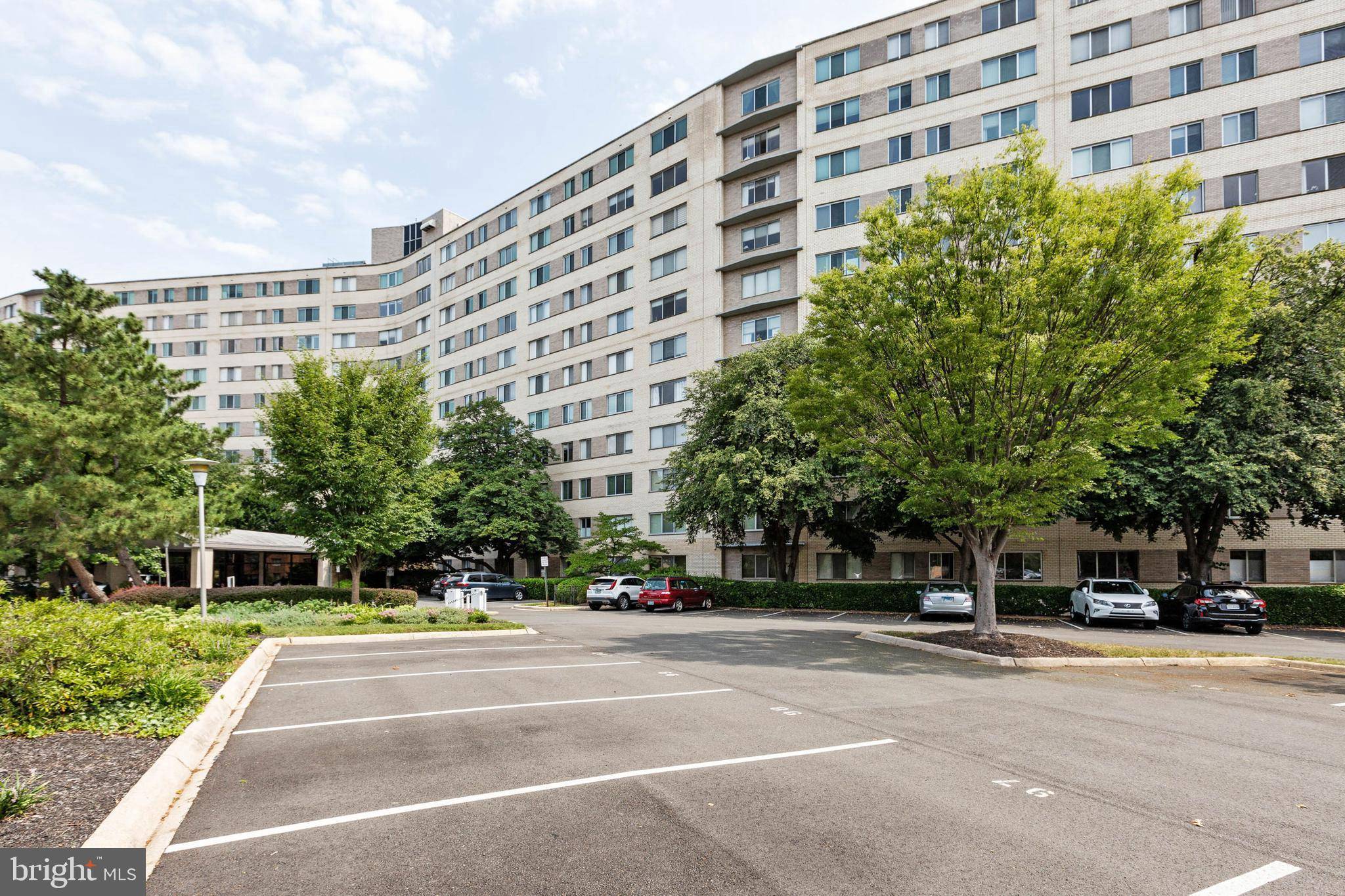 Arlington, VA 22209,1200 N NASH ST #859