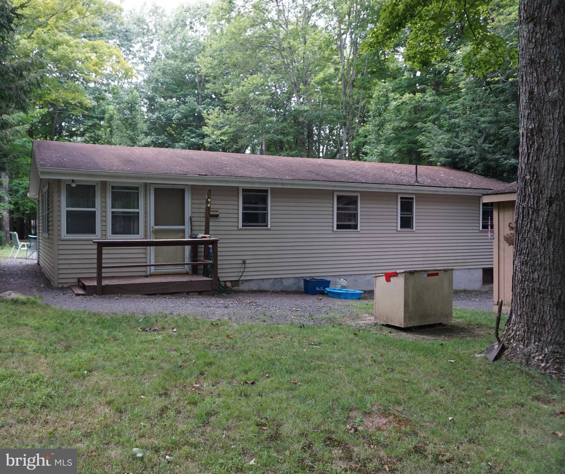 Pocono Lake, PA 18347,115 TOWANDA TRL