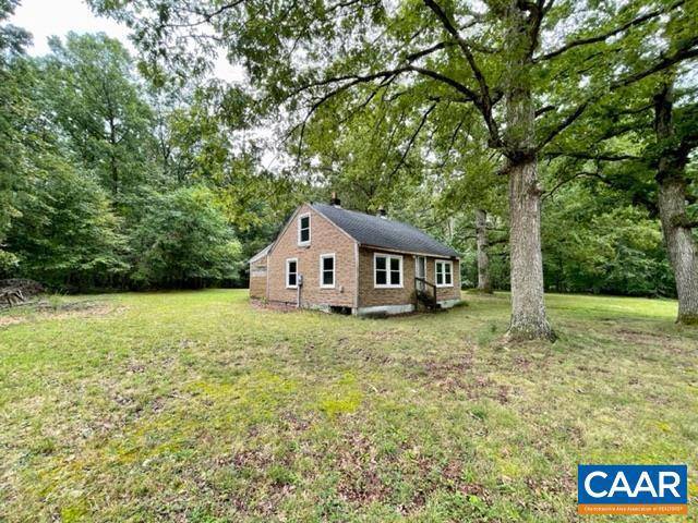 Louisa, VA 23093,962 BRICKHOUSE RD