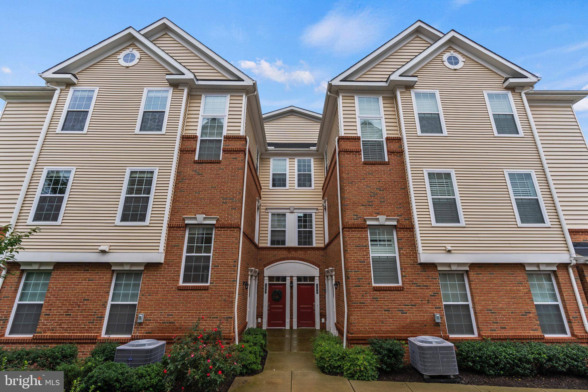 Ashburn, VA 20148,23286 SOUTHDOWN MANOR TER #101