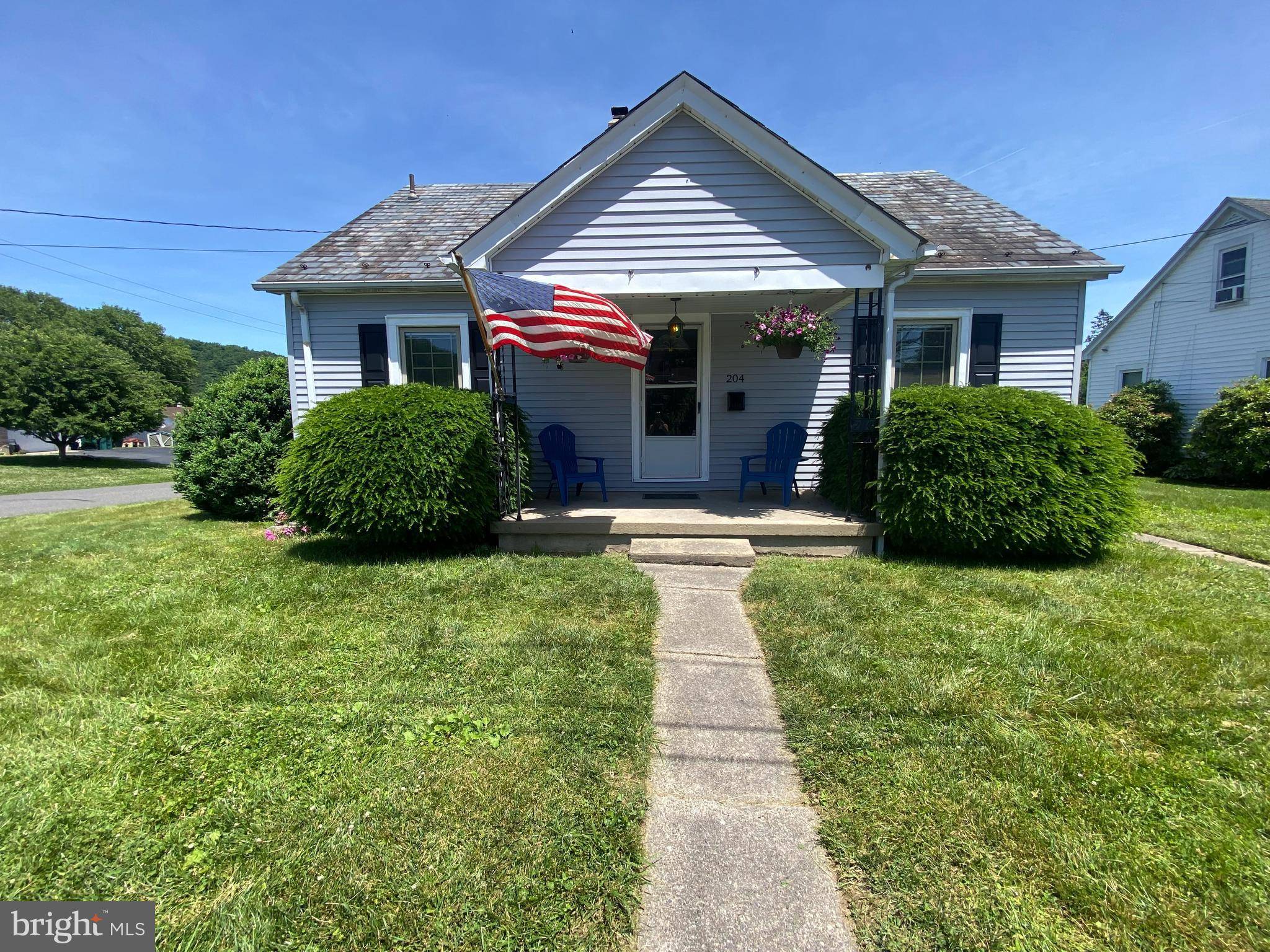 Riegelsville, PA 18077,204 FAIRVIEW RD