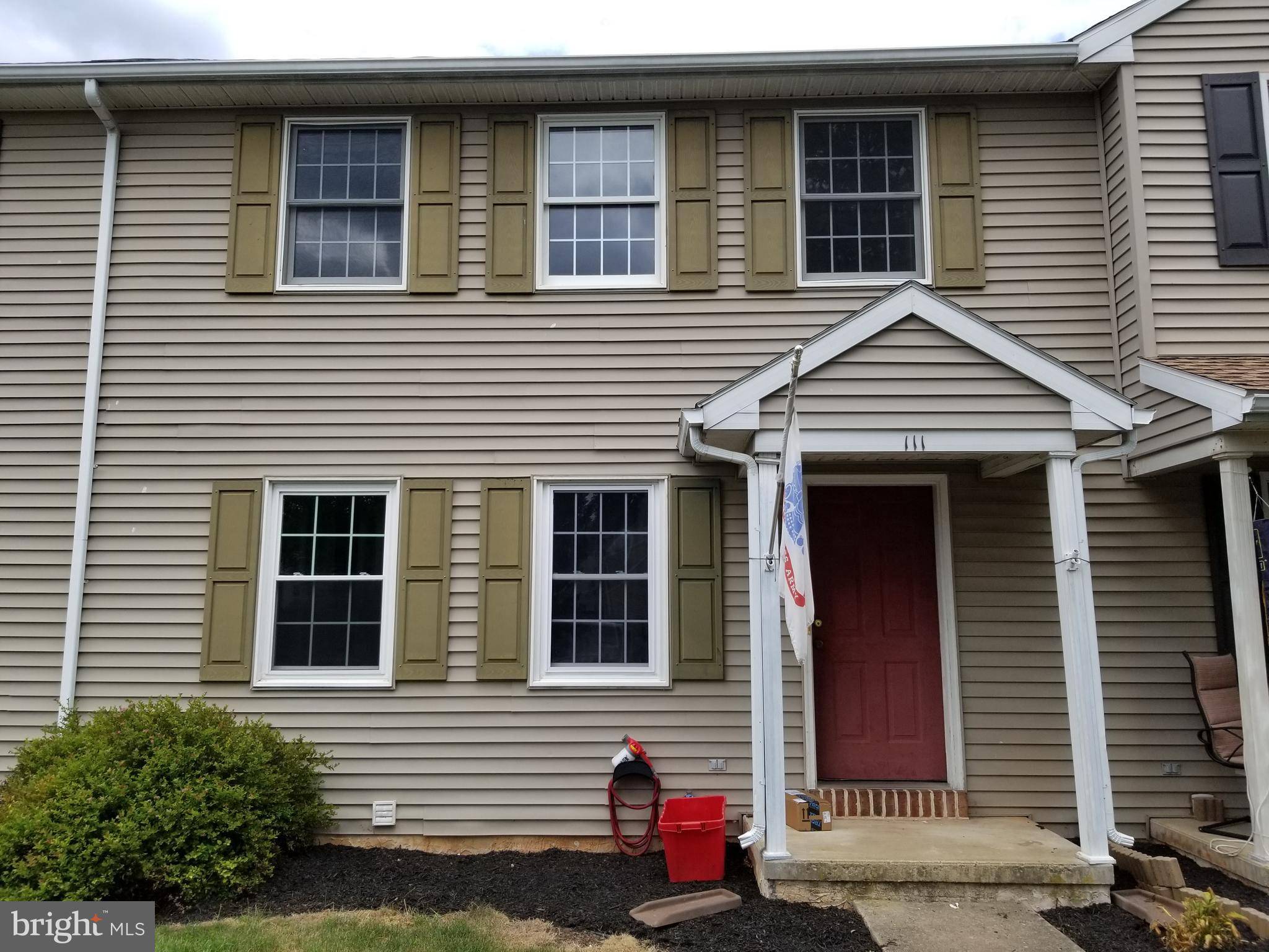 Reinholds, PA 17569,111 RED STONE CIR