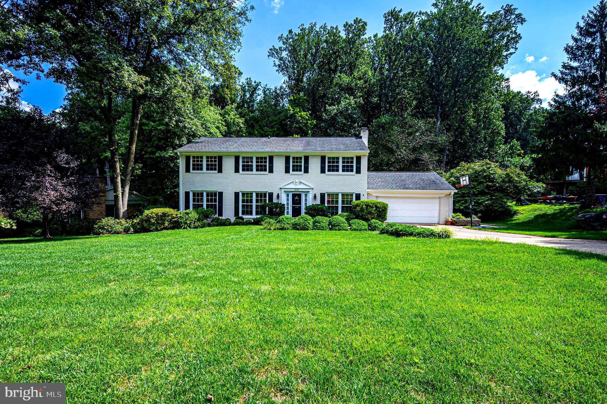 Mclean, VA 22101,1574 FOREST VILLA LN