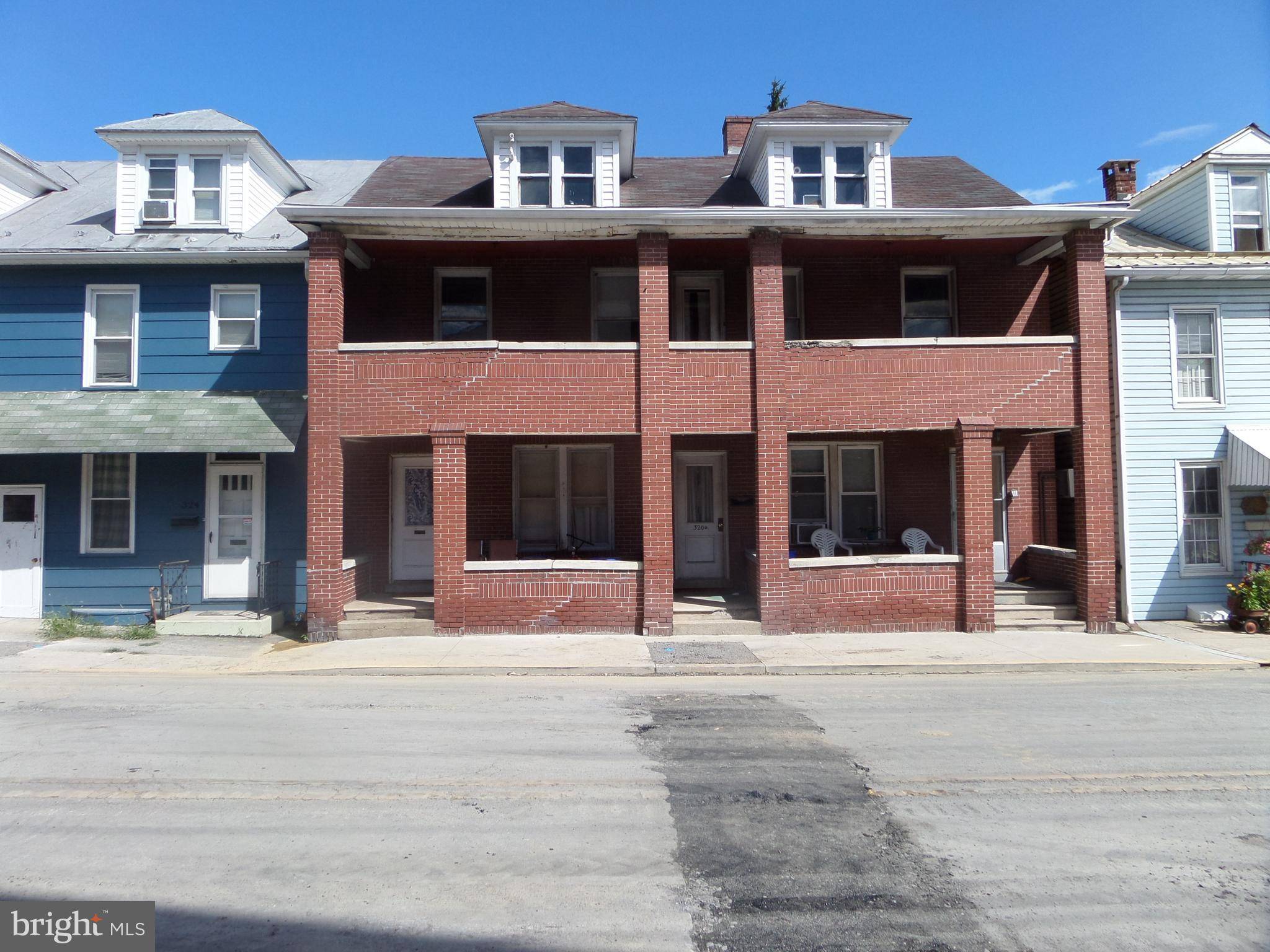 Lewistown, PA 17044,320-322 VALLEY