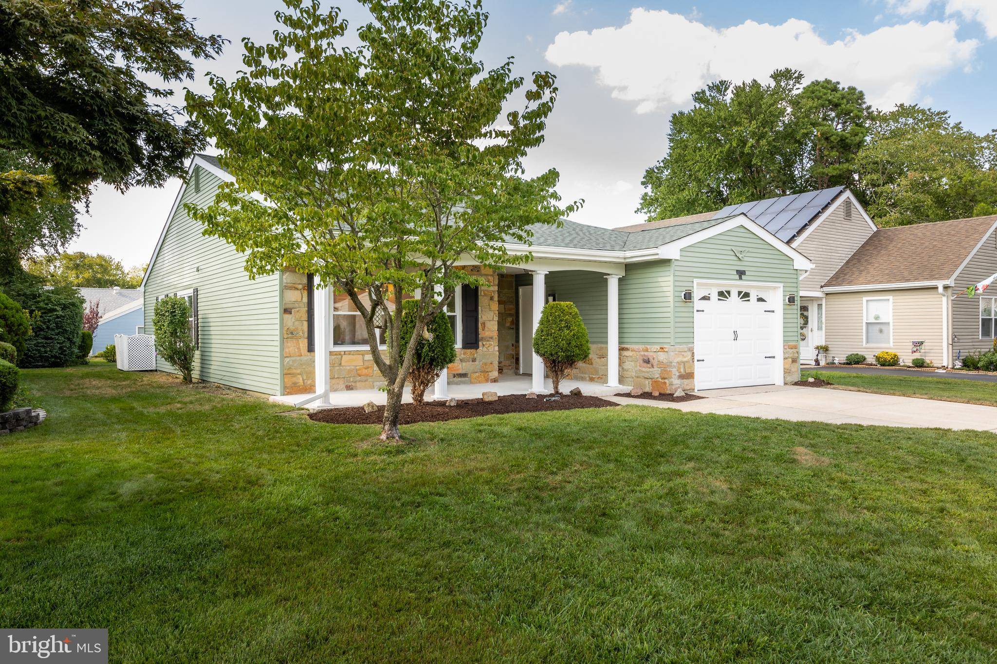 Southampton, NJ 08088,10 HEATHER PL