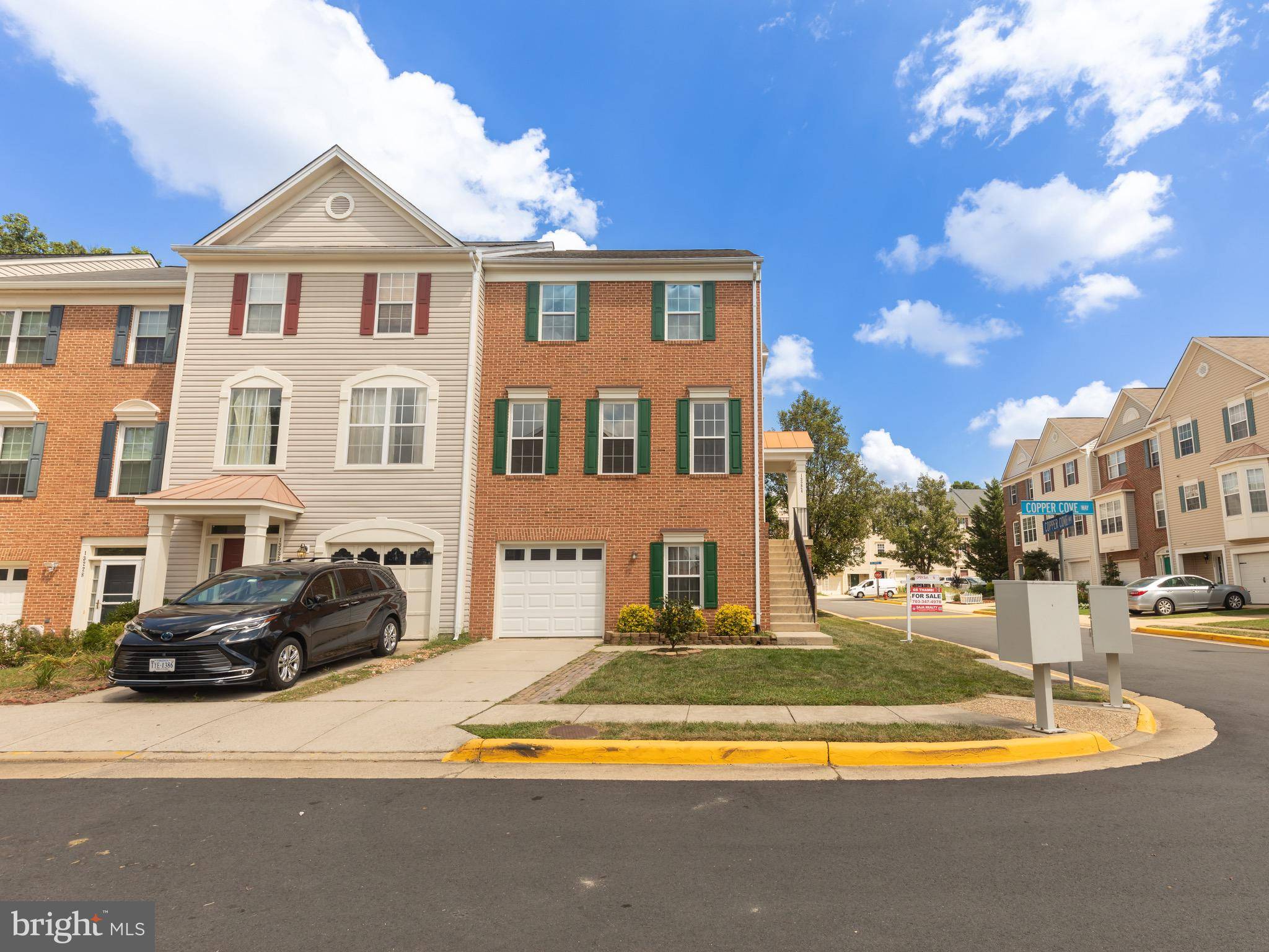 Herndon, VA 20171,13224 COPPER COVE WAY