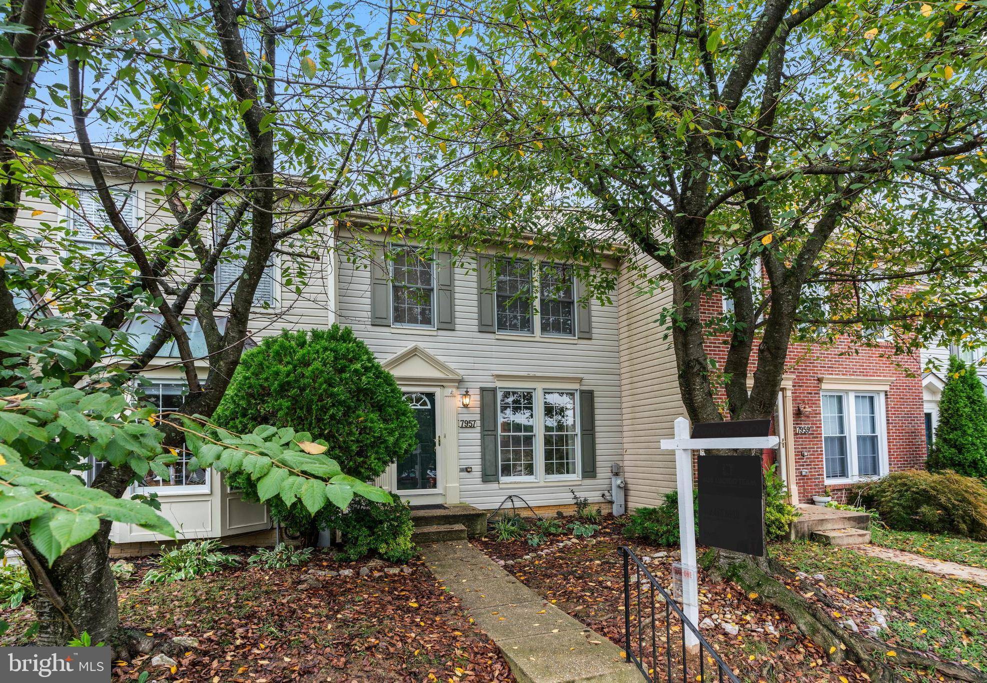 Ellicott City, MD 21043,7957 BRIGHTMEADOW CT