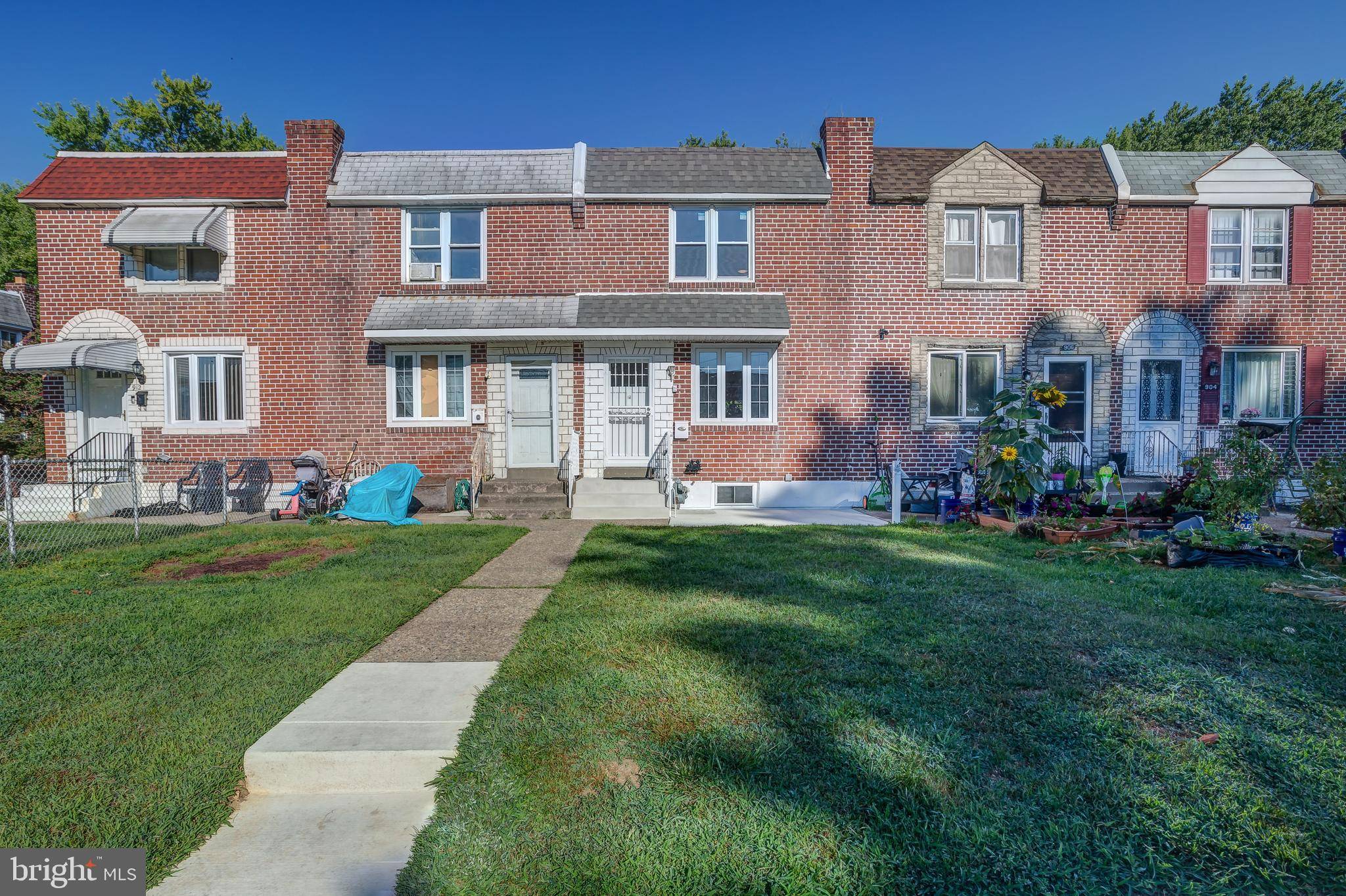 Folcroft, PA 19032,908 TAYLOR DR