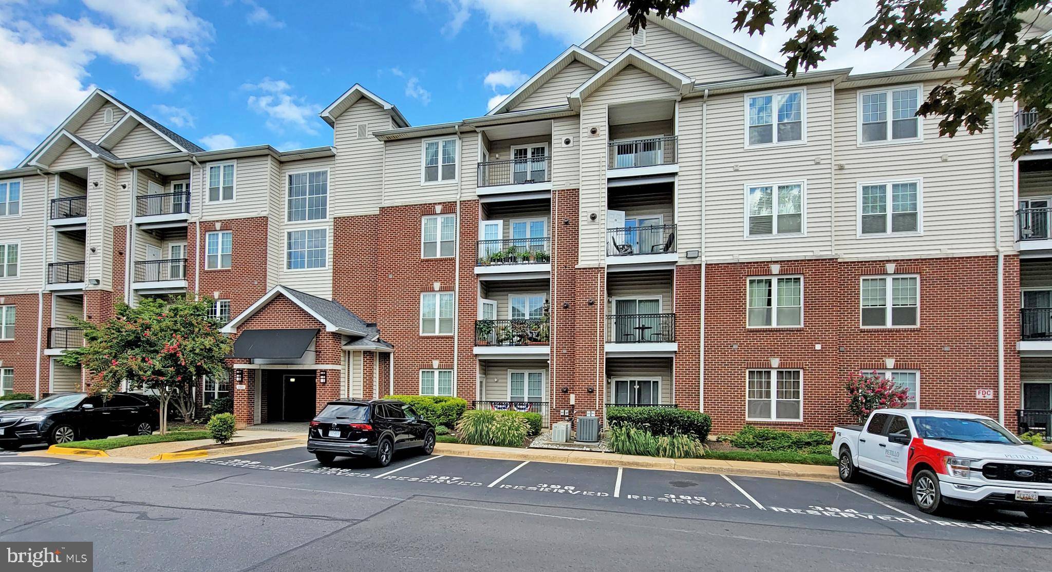 Mclean, VA 22102,1591 SPRING GATE DR #3315