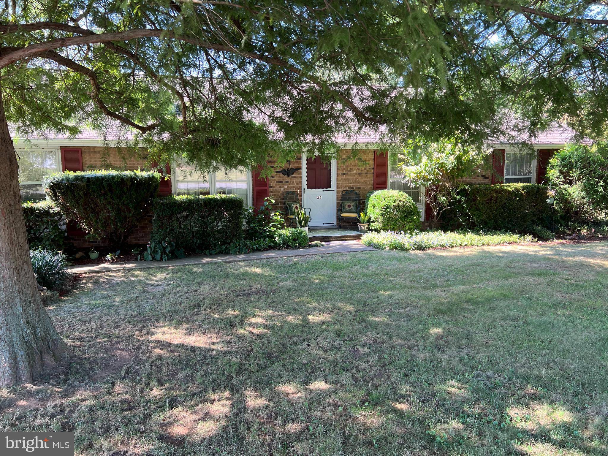 Luray, VA 22835,34 OAK CREST DRIVE